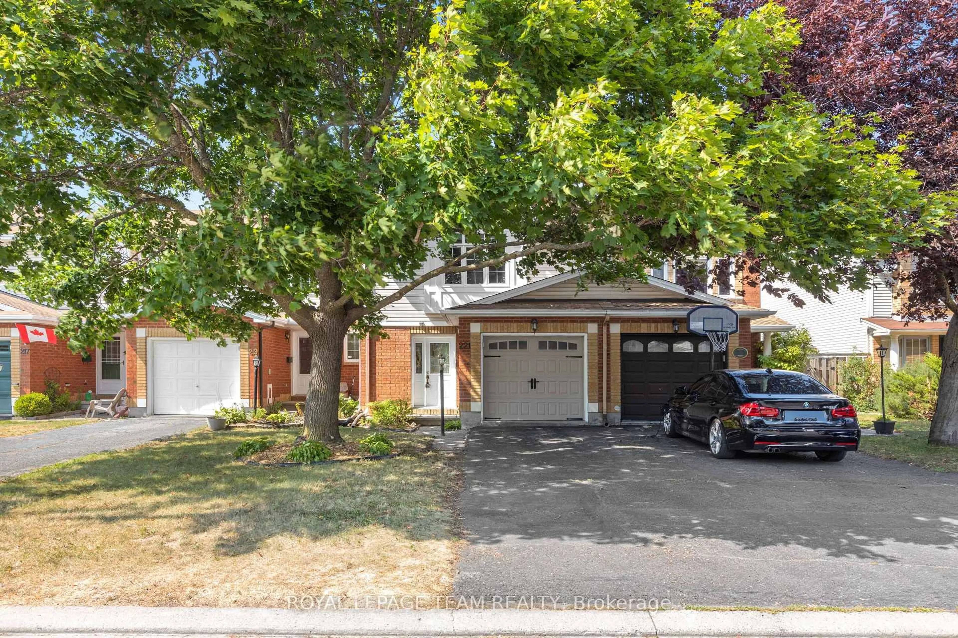 Unknown for 221 Longshire Circ, Ottawa Ontario K2J 4K8