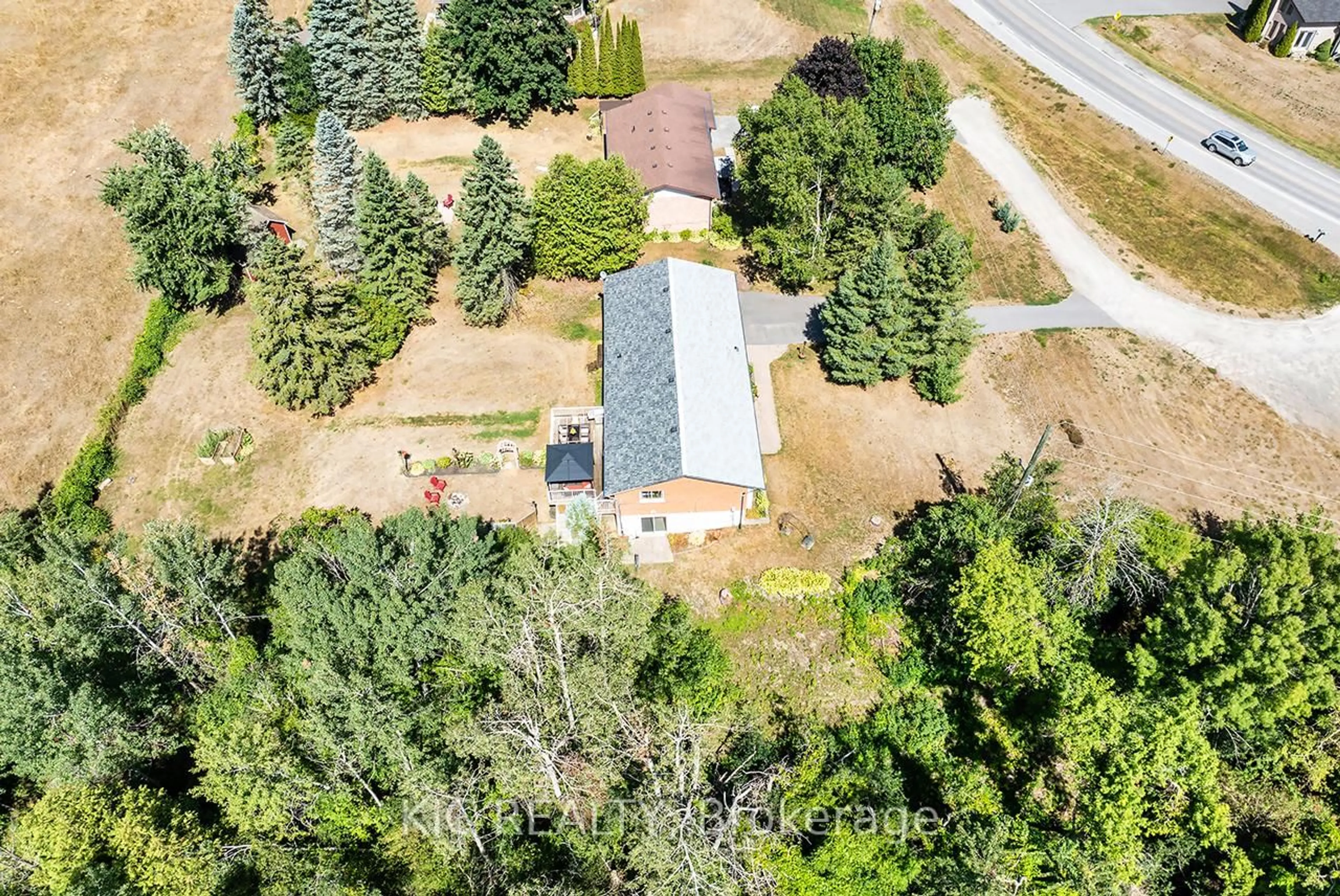 A pic from outside/outdoor area/front of a property/back of a property/a pic from drone, unknown for 812 Frank Hill Rd, Kawartha Lakes Ontario K9J 6X3
