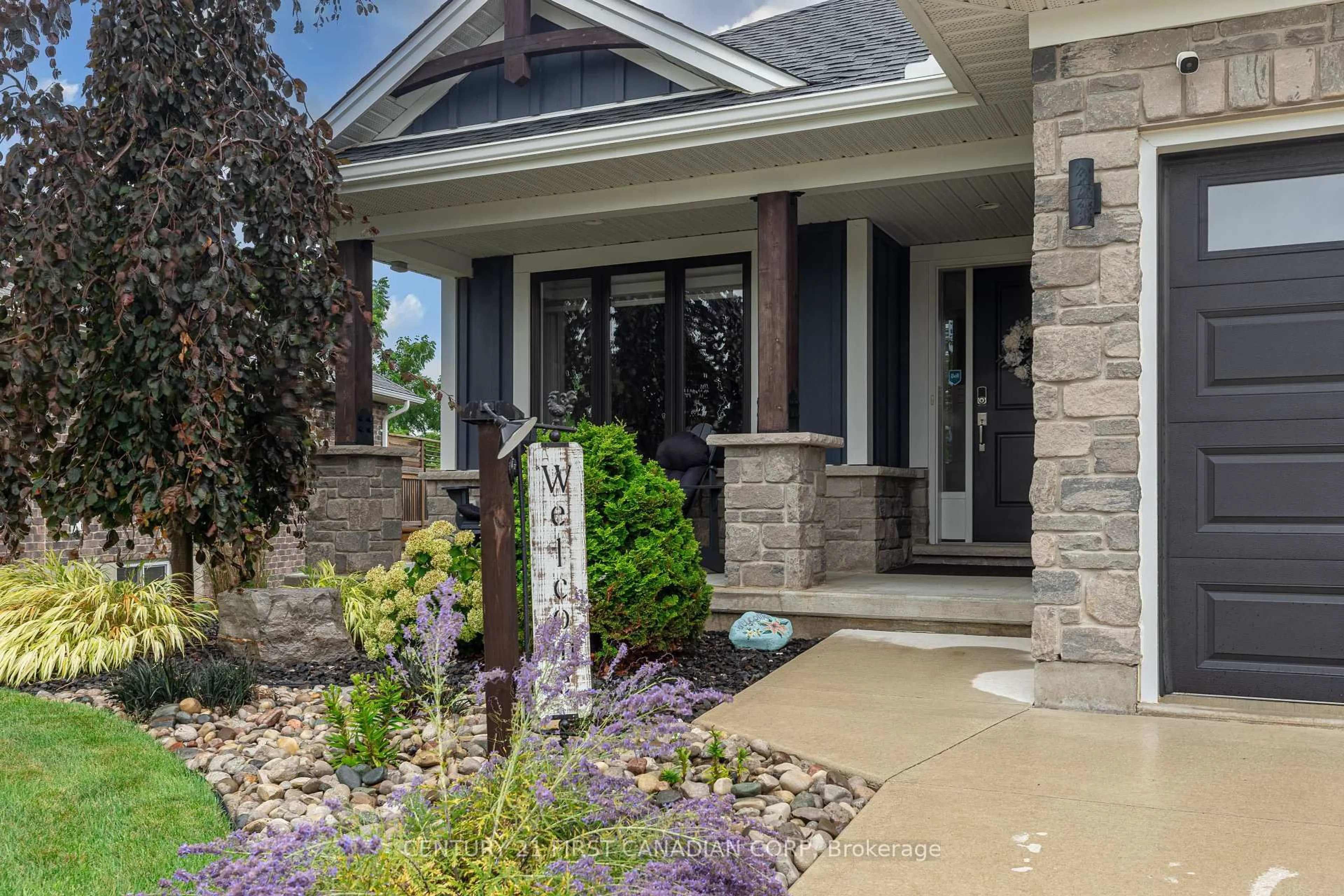 Unknown for 209 Everett Lane, Strathroy-Caradoc Ontario N7G 0E7
