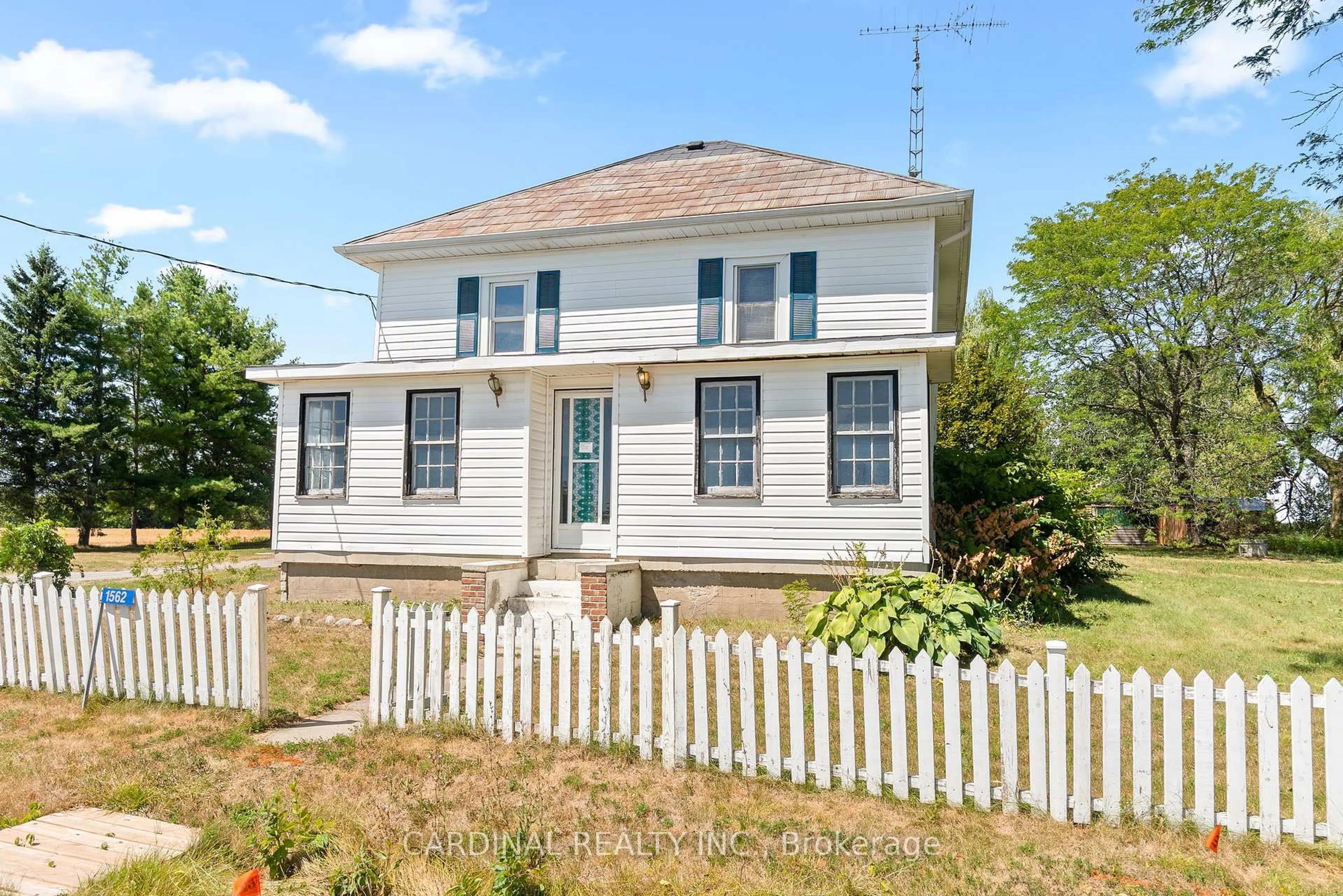 Home with vinyl exterior material, building for 1562 Morganston Rd, Cramahe Ontario K0K 1M0