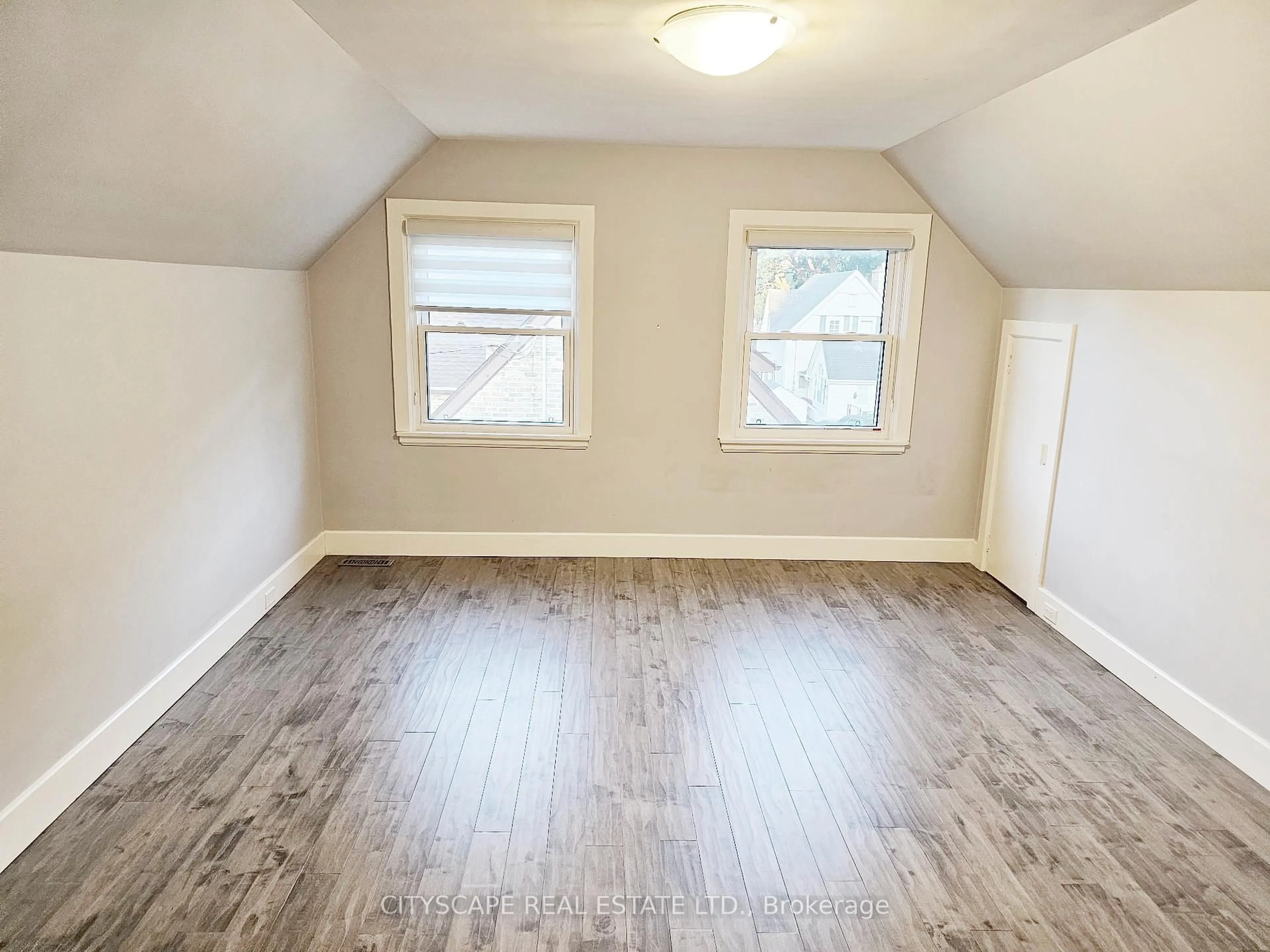 A pic of a room for 891 Riverside Dr, London North Ontario N6H 4N3