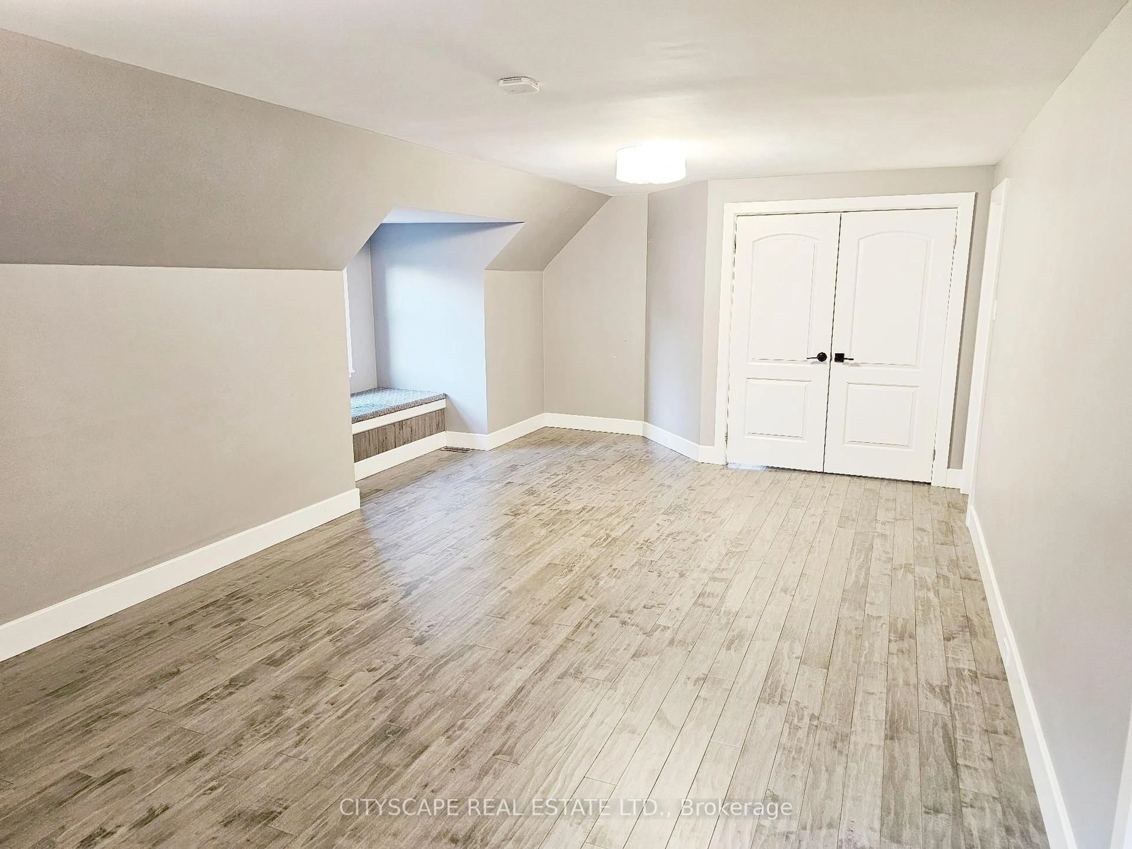 A pic of a room for 891 Riverside Dr, London North Ontario N6H 4N3