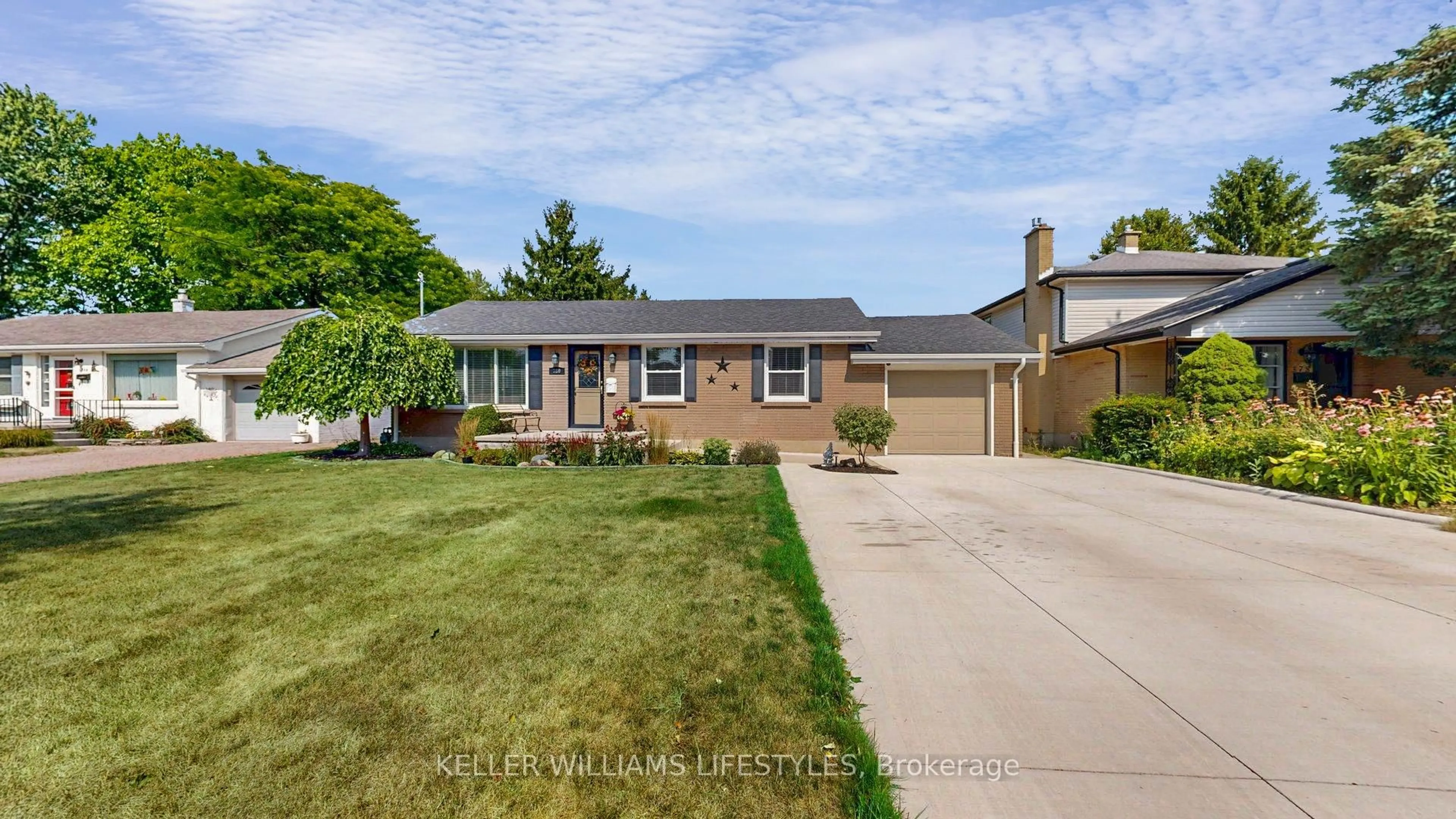 Home with brick exterior material, street for 380 Regal Dr, London East Ontario N5Y 1J7