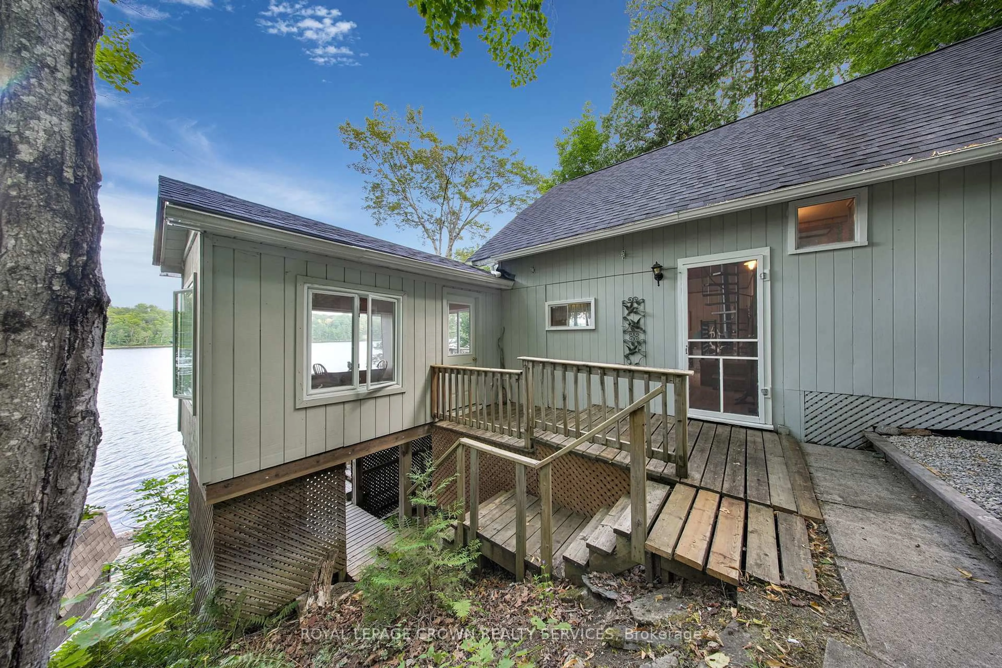 Patio, water/lake/river/ocean view for 2726 Kushog Lake Rd, Algonquin Highlands Ontario K0M 1J2