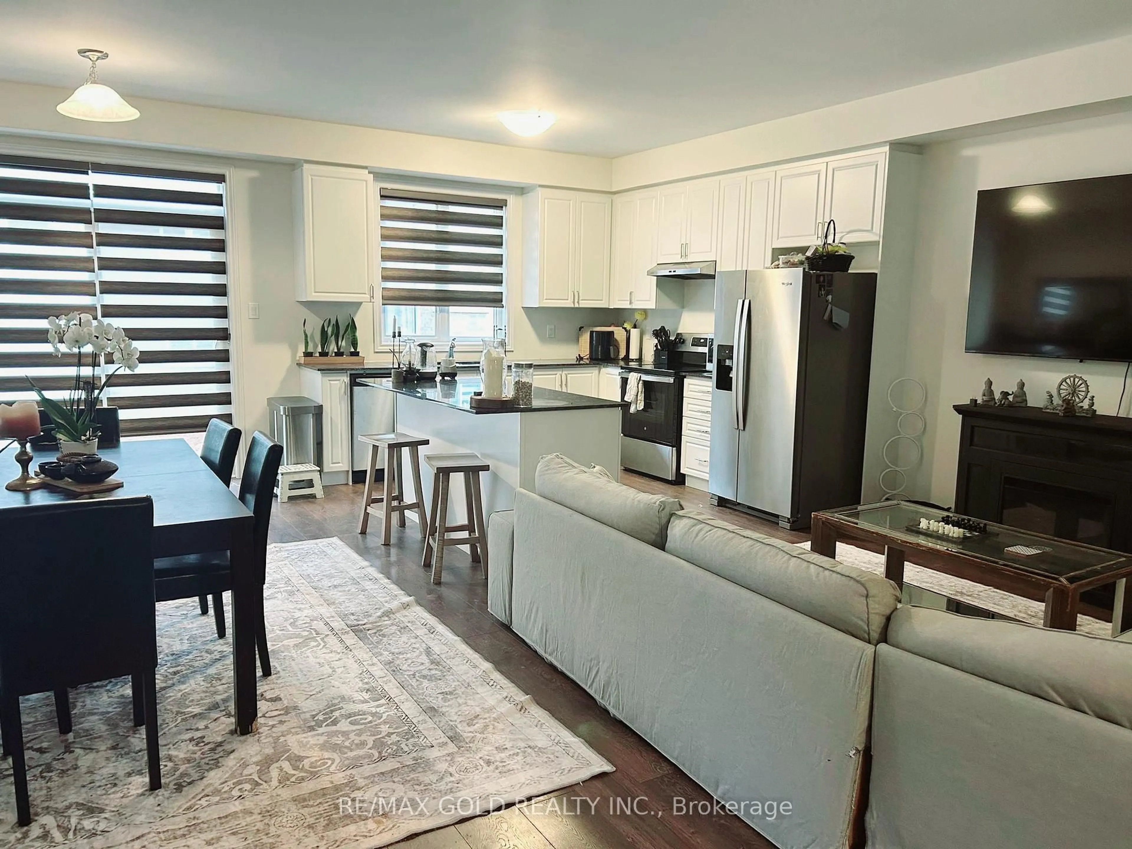 Open concept kitchen, unknown for 49 Brown St, Erin Ontario N0B 1T0