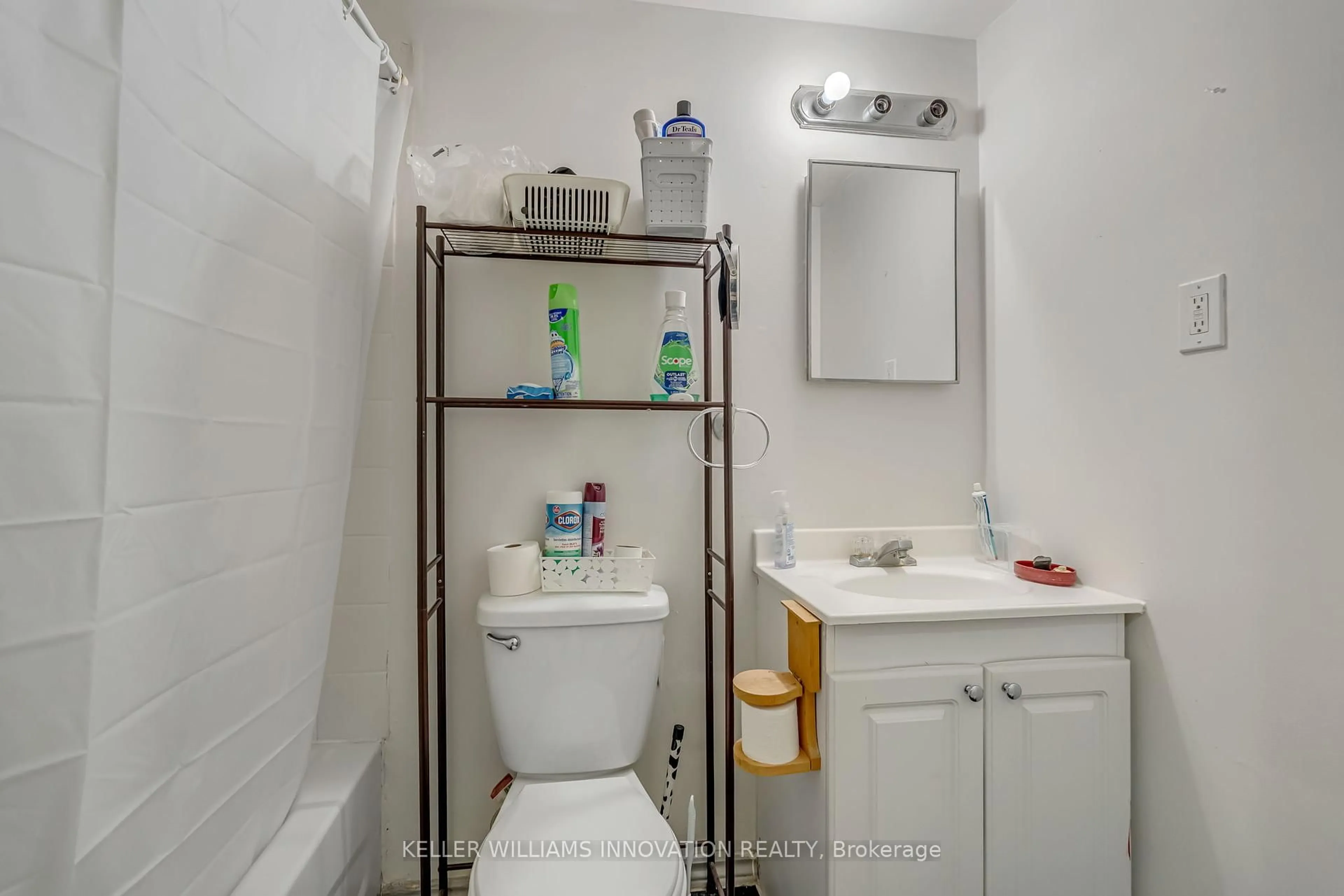 Standard bathroom, unknown for 91 Conroy Cres #307, Guelph Ontario N1G 2V5