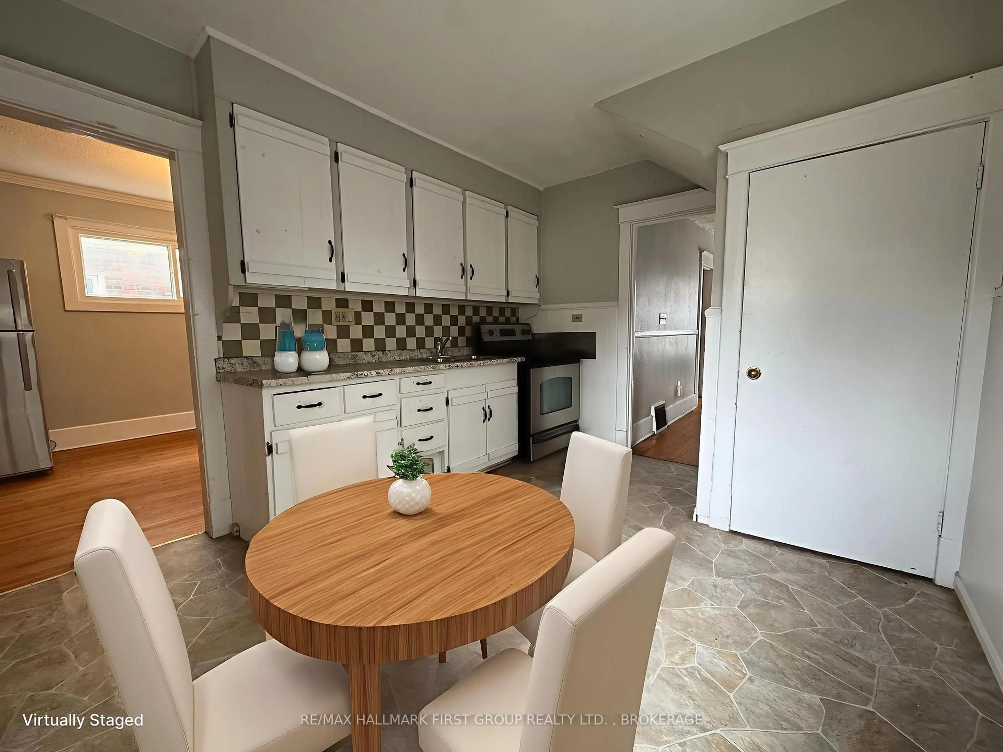 Unknown for 516 VICTORIA St, Kingston Ontario K7L 4A1