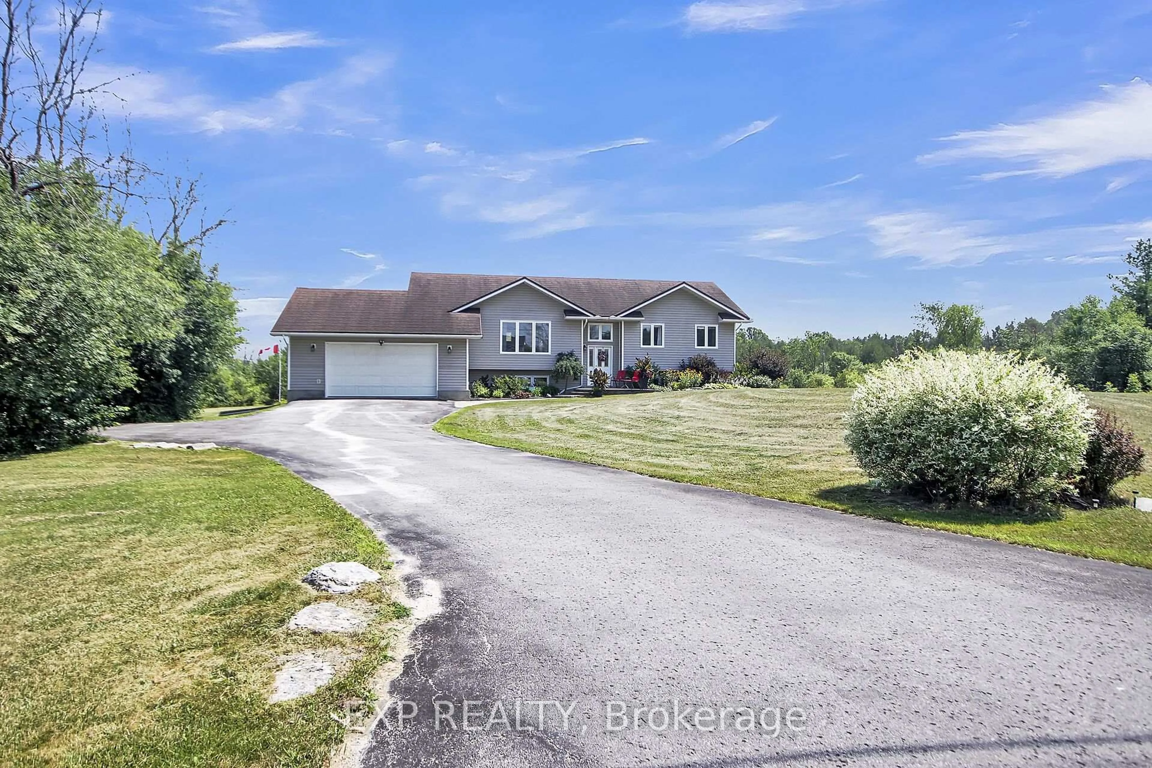 A pic from outside/outdoor area/front of a property/back of a property/a pic from drone, unknown for 372 Stonehome Cres, Almonte Ontario K0A 1A0