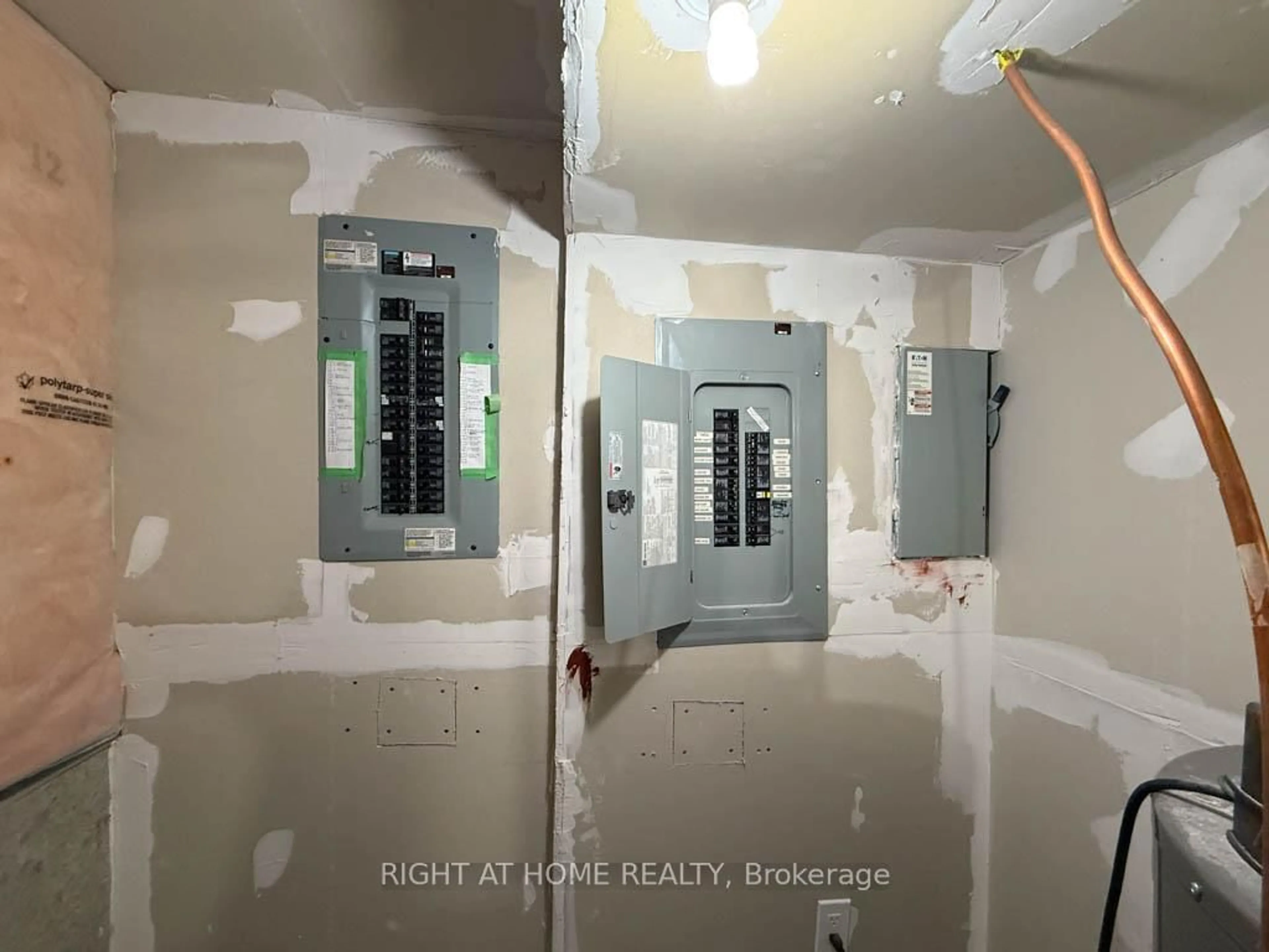A pic of a room for 4405 Simcoe St, Niagara Falls Ontario L2E 1T7