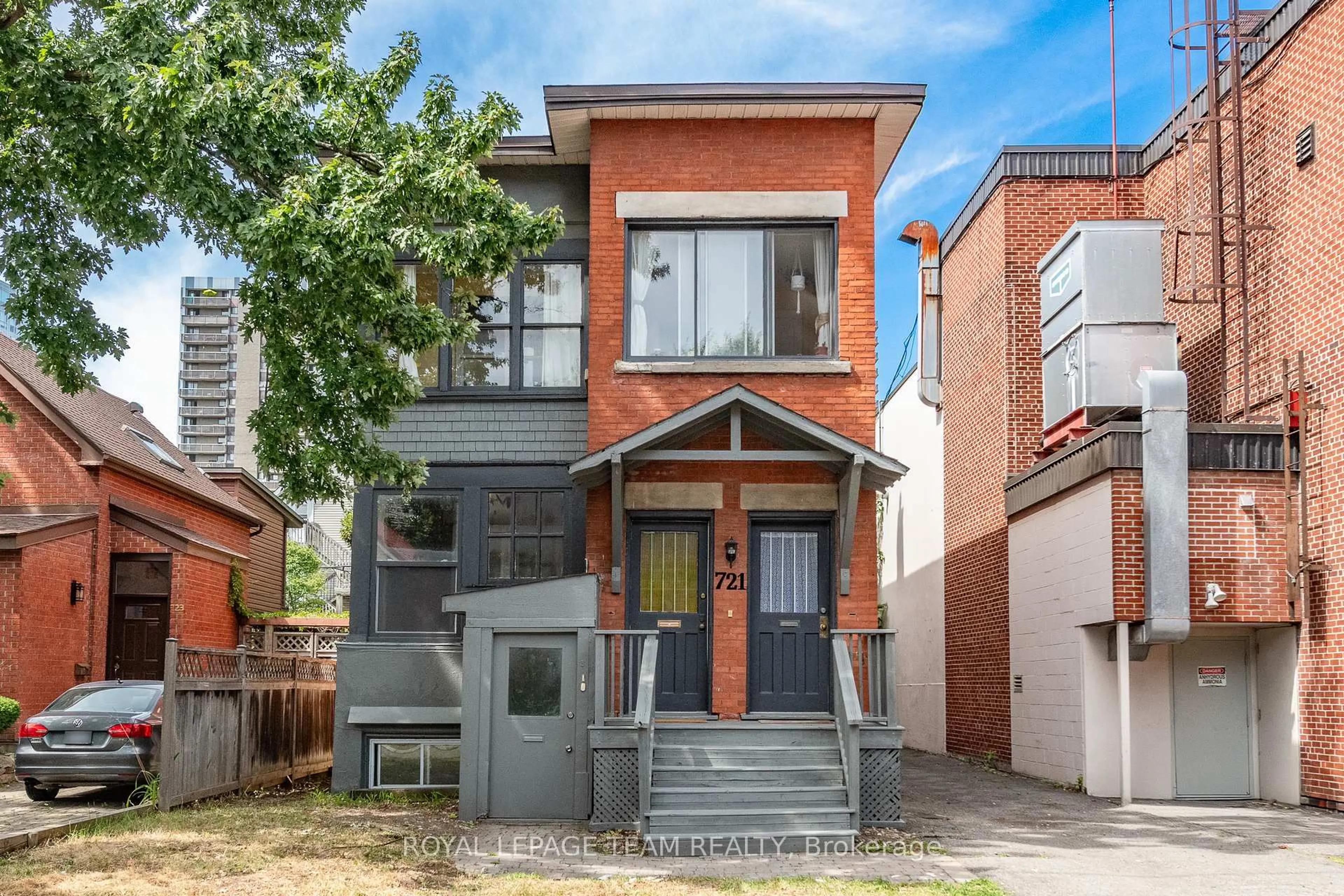 Home with brick exterior material, street for 721 Cooper St, Ottawa Ontario K1R 5J5