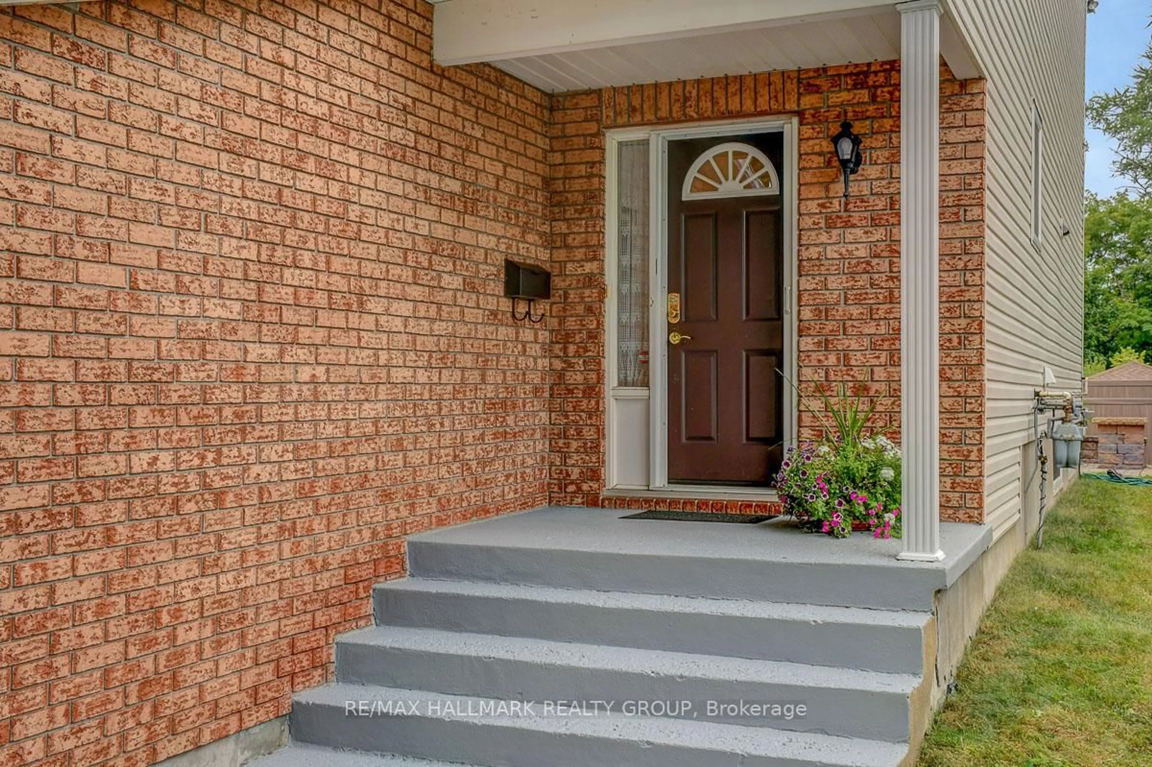 Home with brick exterior material, street for 1166 Ambercrest St, Ottawa Ontario K1J 1B2