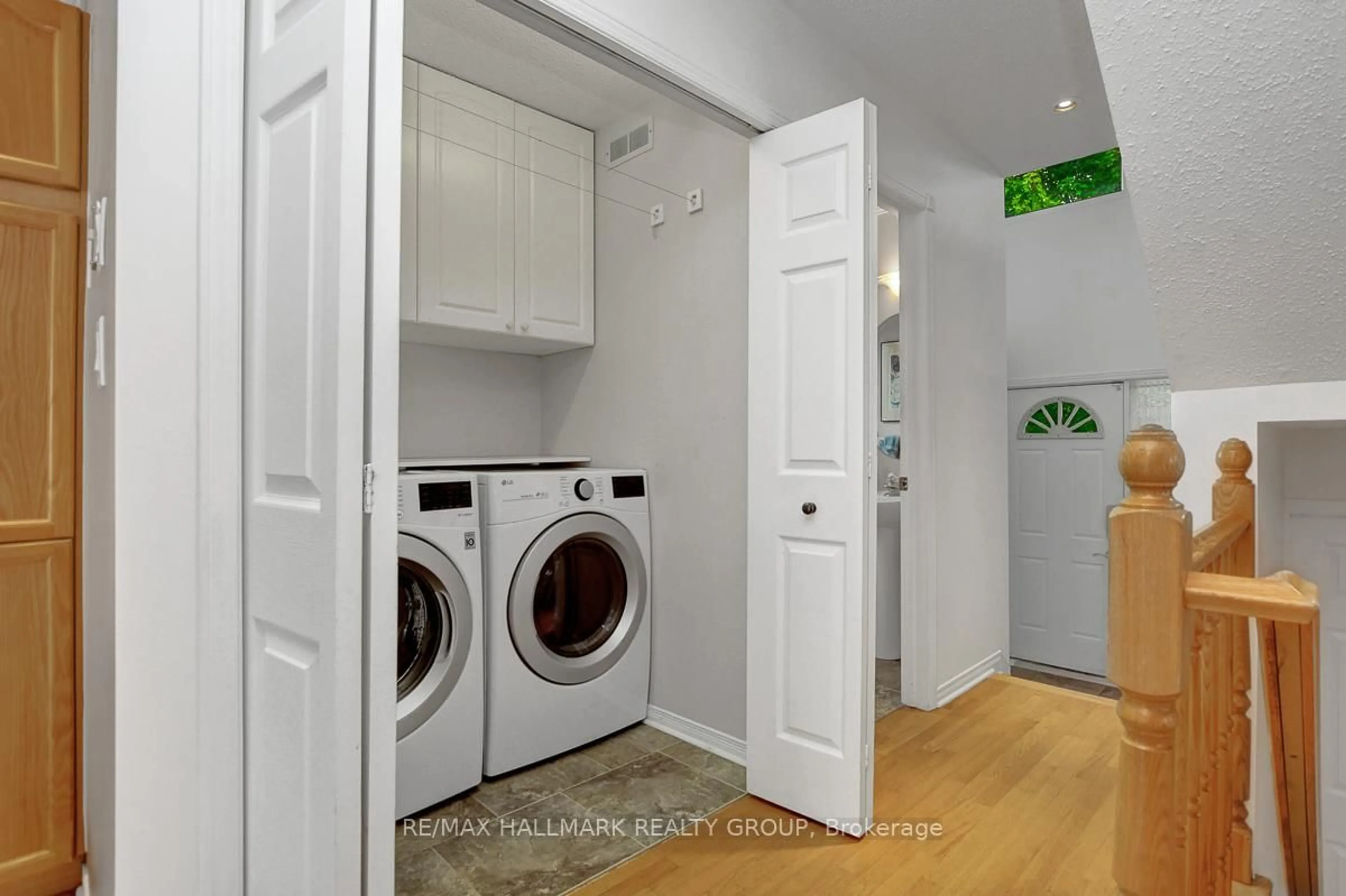 Laundry room for 1166 Ambercrest St, Ottawa Ontario K1J 1B2