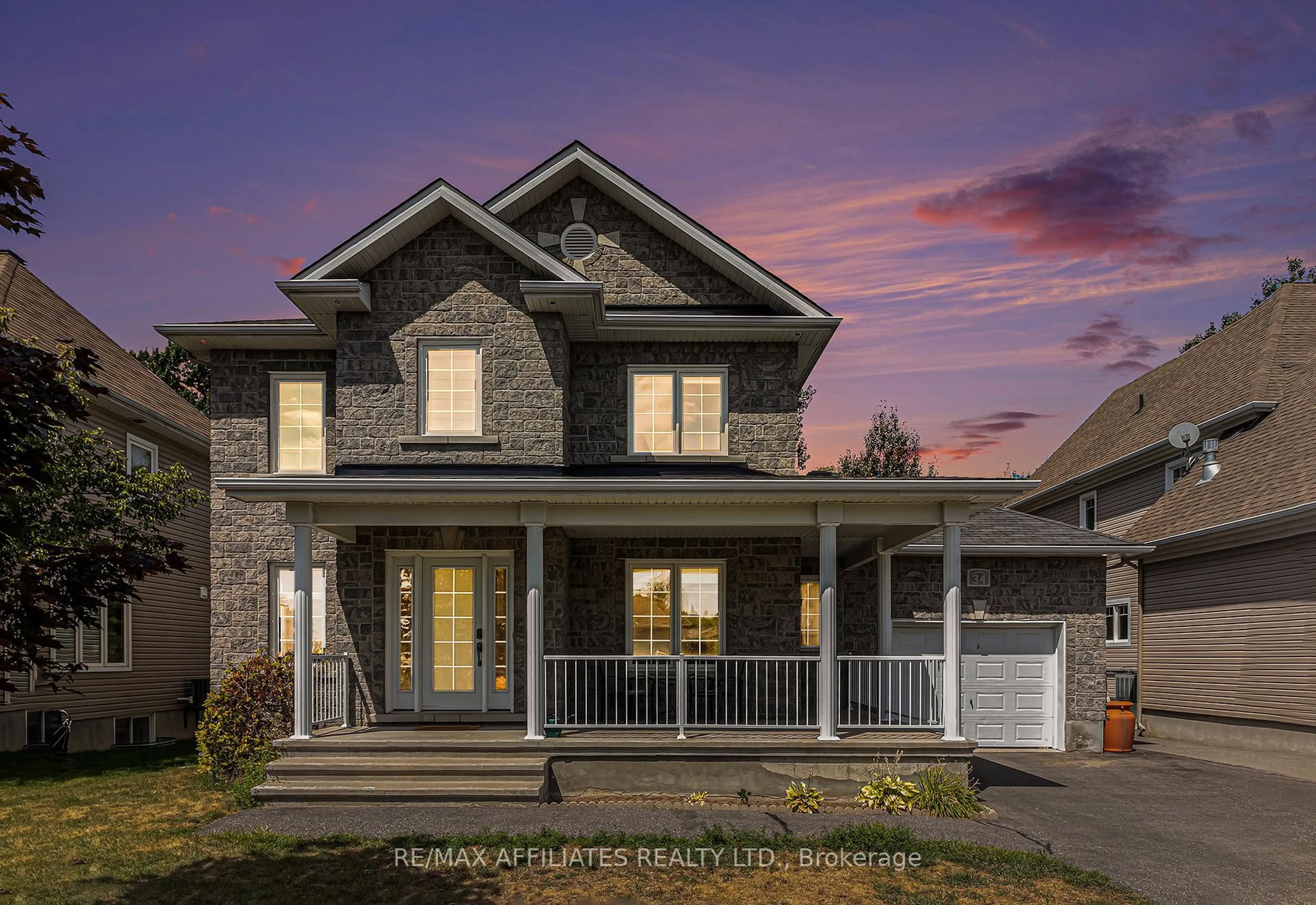 Home with vinyl exterior material, street for 34 Oasis St, The Nation Ontario K0A 2M0