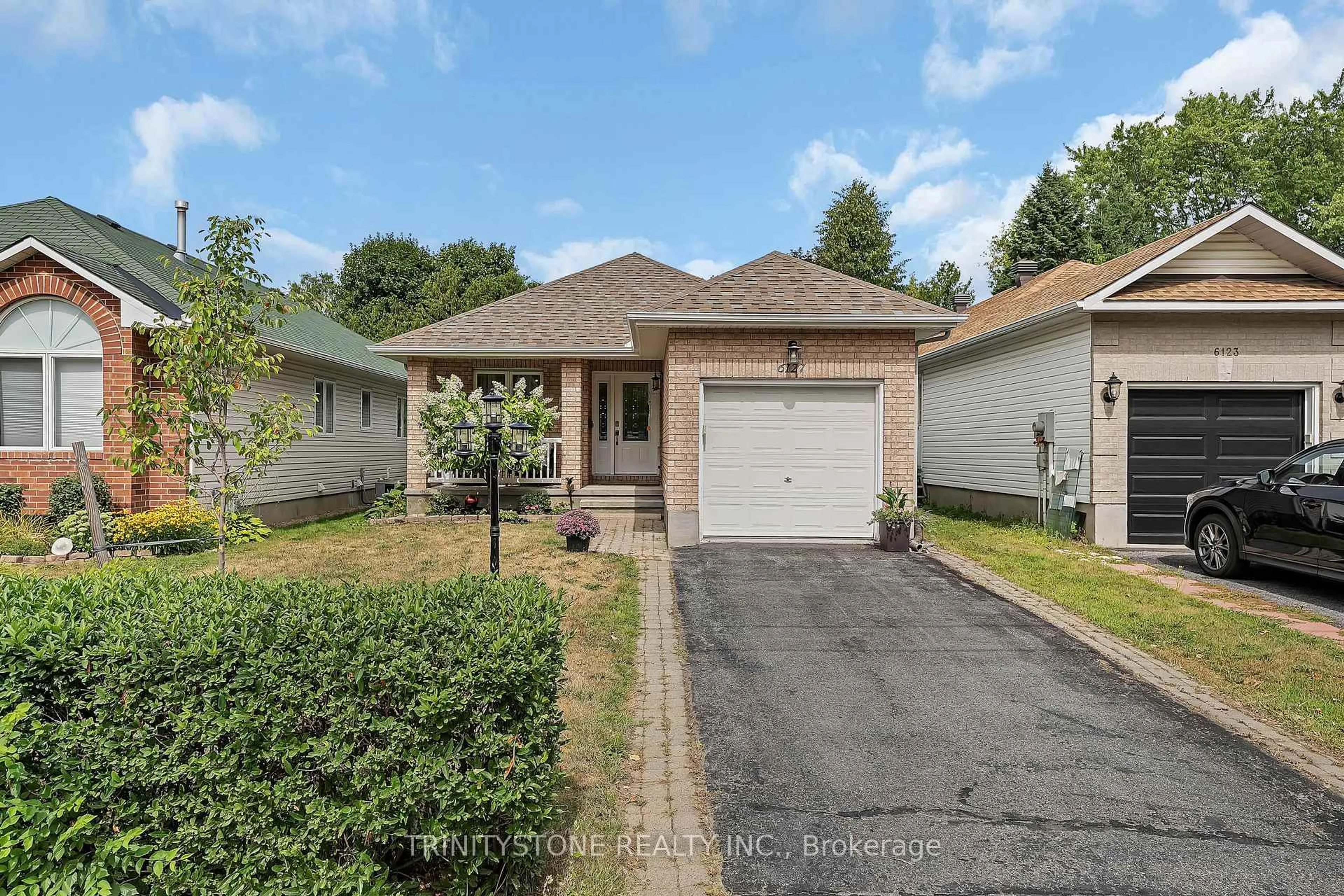 Unknown for 6127 Abbott St, Ottawa Ontario K2S 1V5