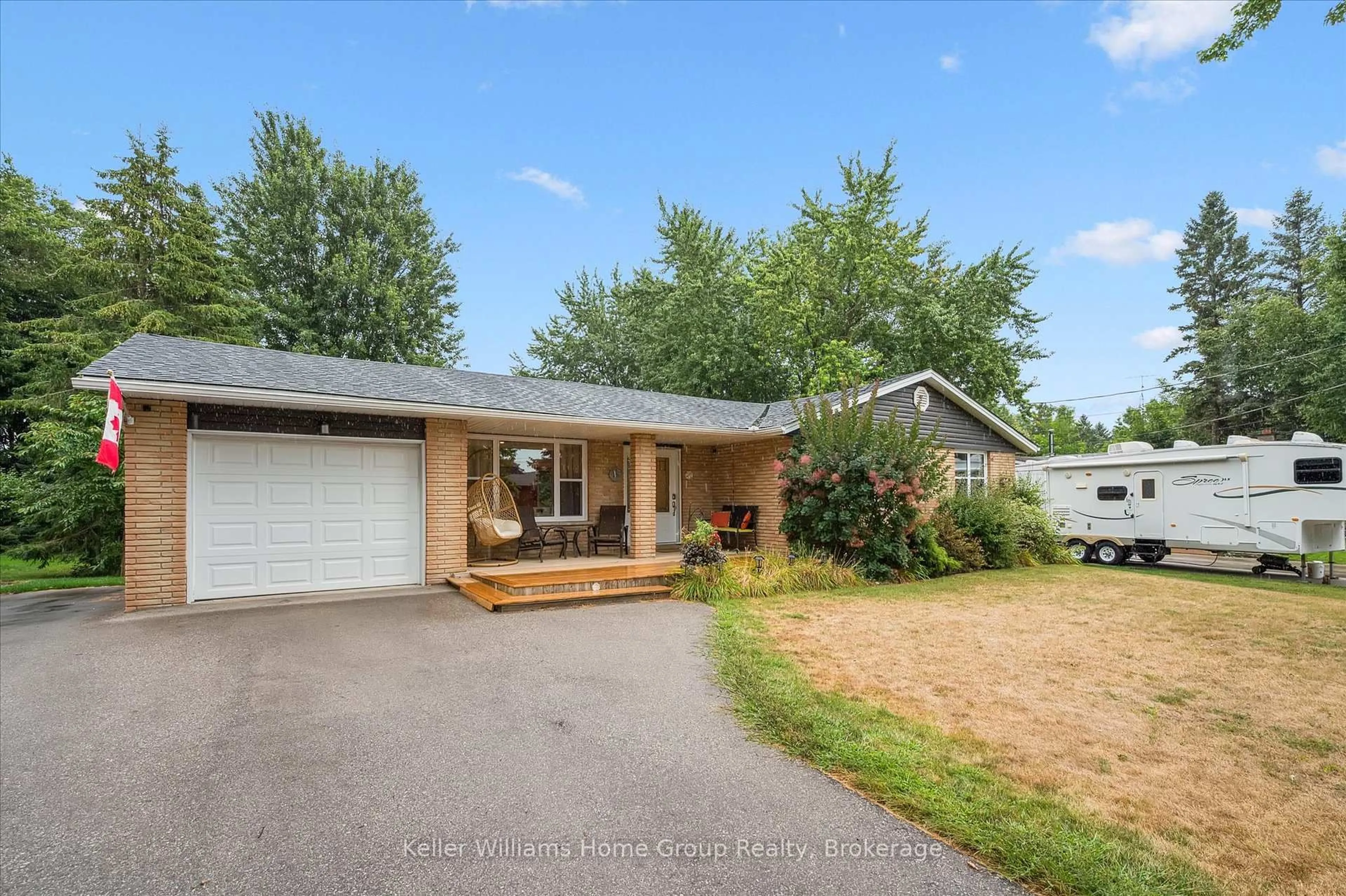 A pic from outside/outdoor area/front of a property/back of a property/a pic from drone, street for 37 Victoria Cres, Centre Wellington Ontario N1M 2W3