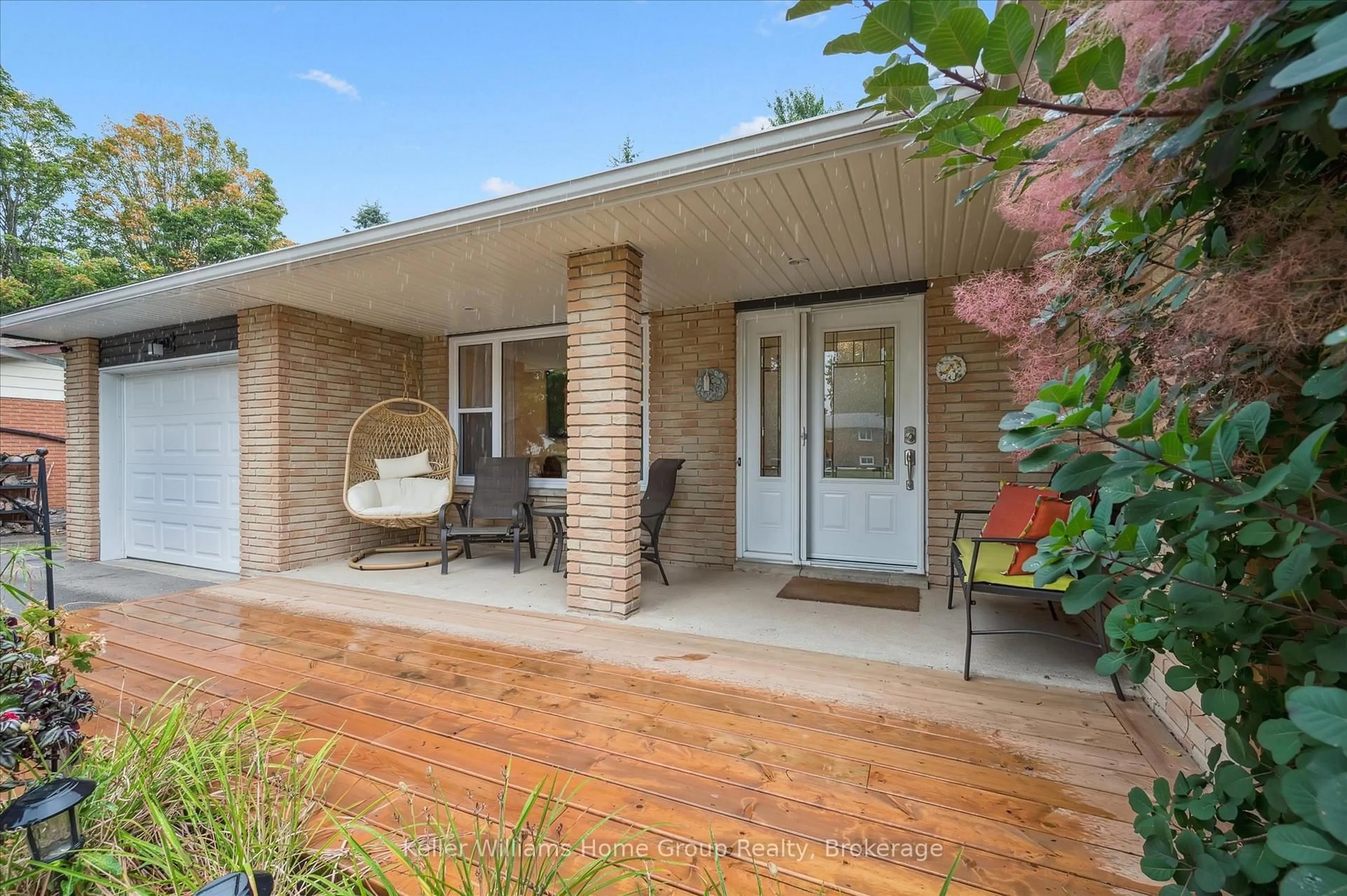 Home with brick exterior material, street for 37 Victoria Cres, Centre Wellington Ontario N1M 2W3