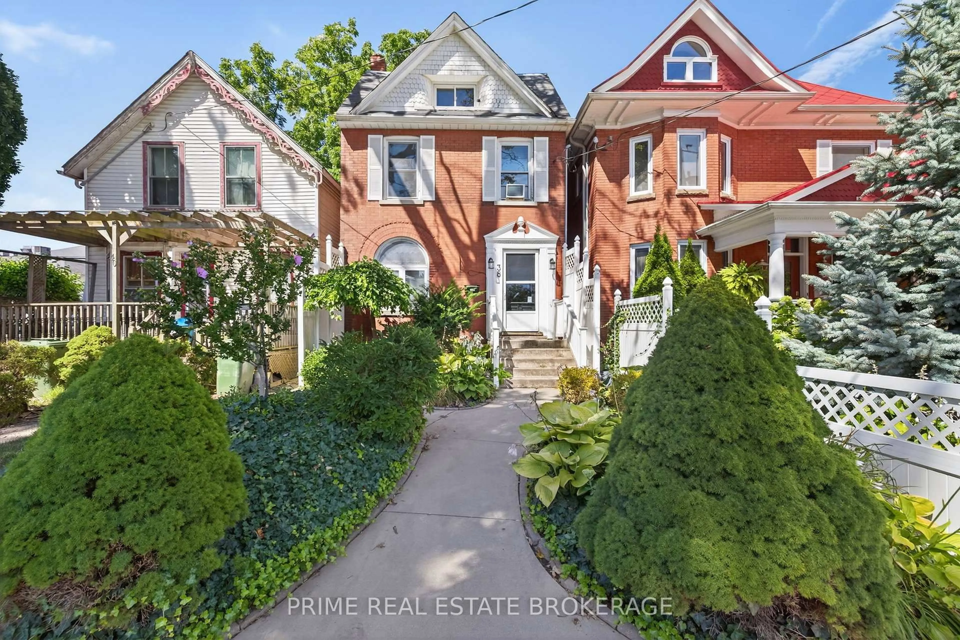 Home with brick exterior material, street for 38 Hincks St, St. Thomas Ontario N5R 3N6