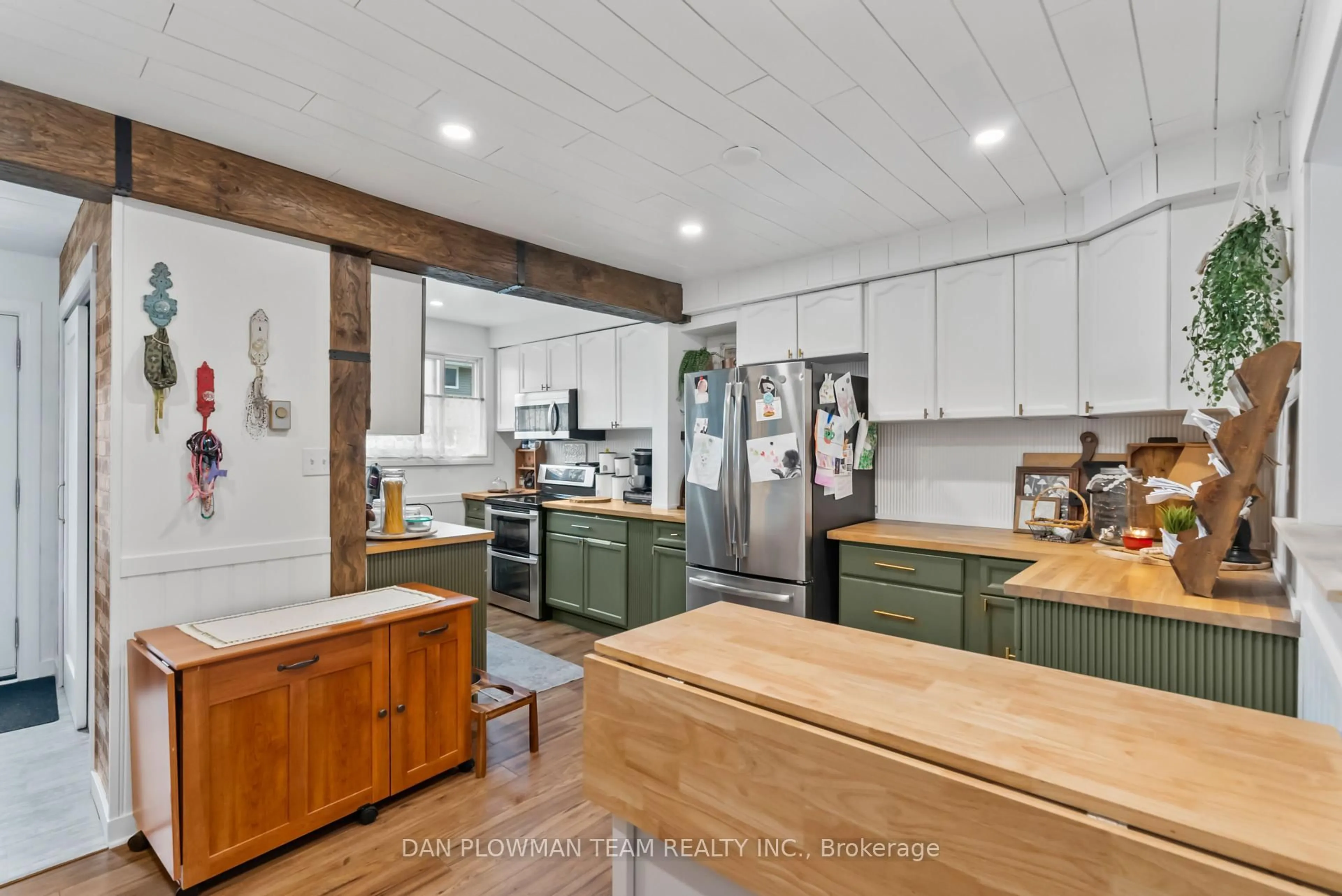 Open concept kitchen, unknown for 400 Westwood Dr #F6, Cobourg Ontario K9A 2B6