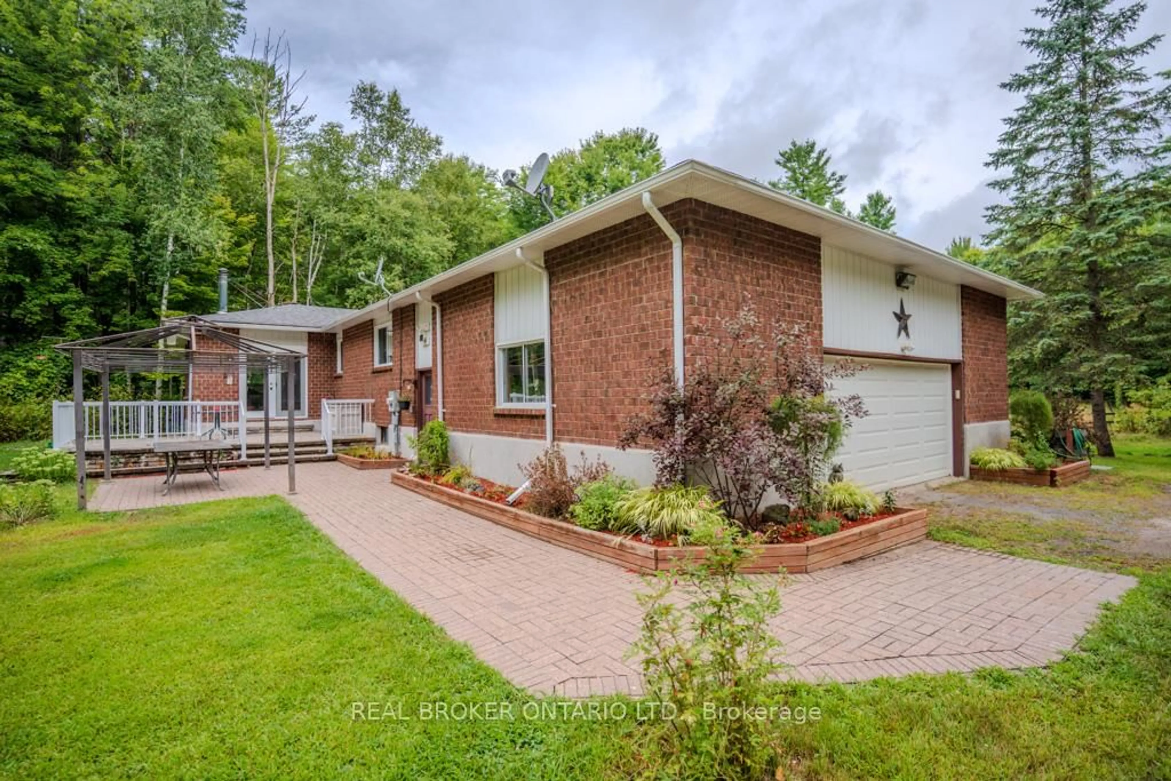 Home with brick exterior material, street for 2089 Totem Ranch Rd, North Grenville Ontario K0G 1T0