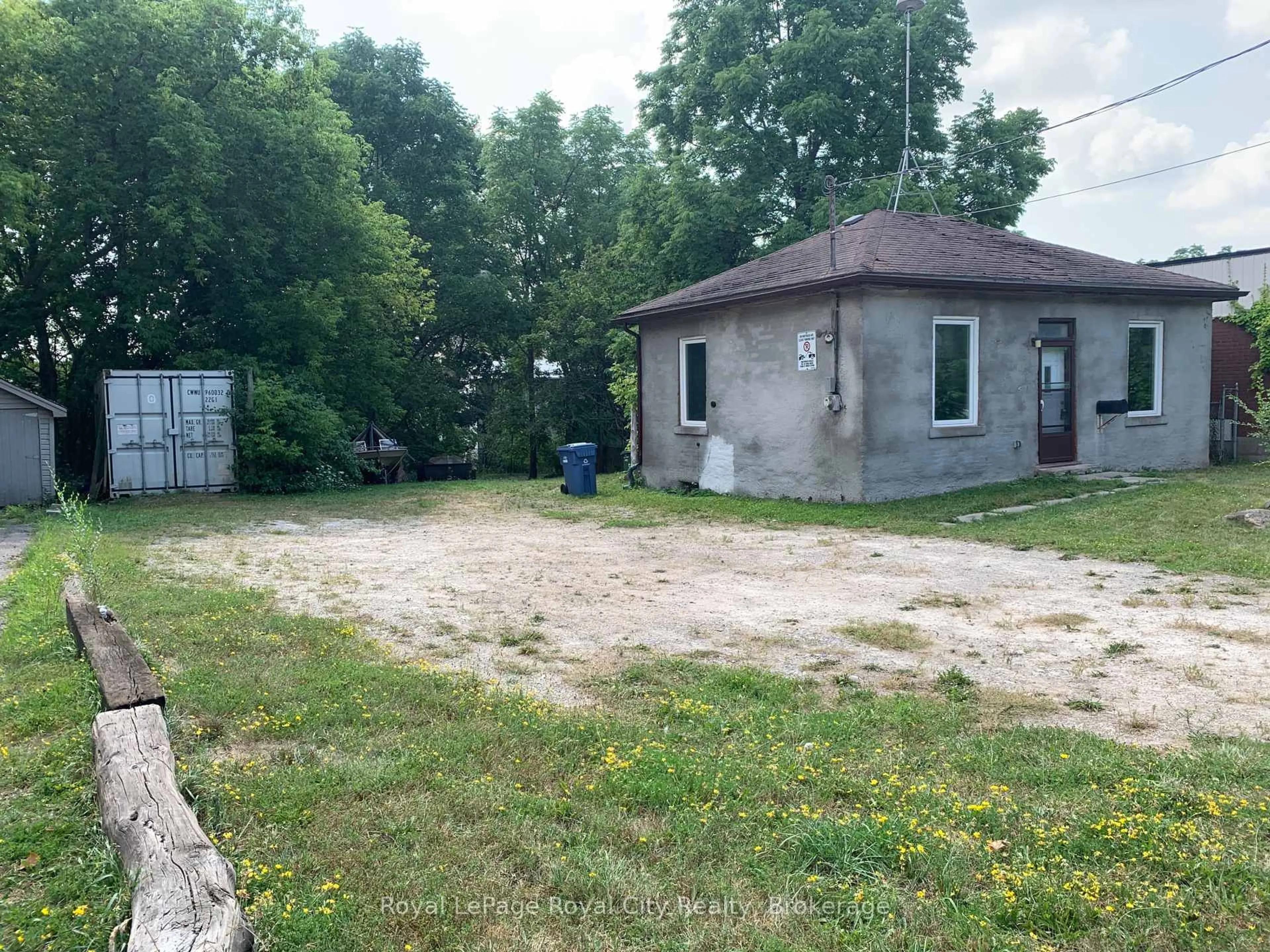 Shed for 180 Waterloo Ave, Guelph Ontario N1H 3J3