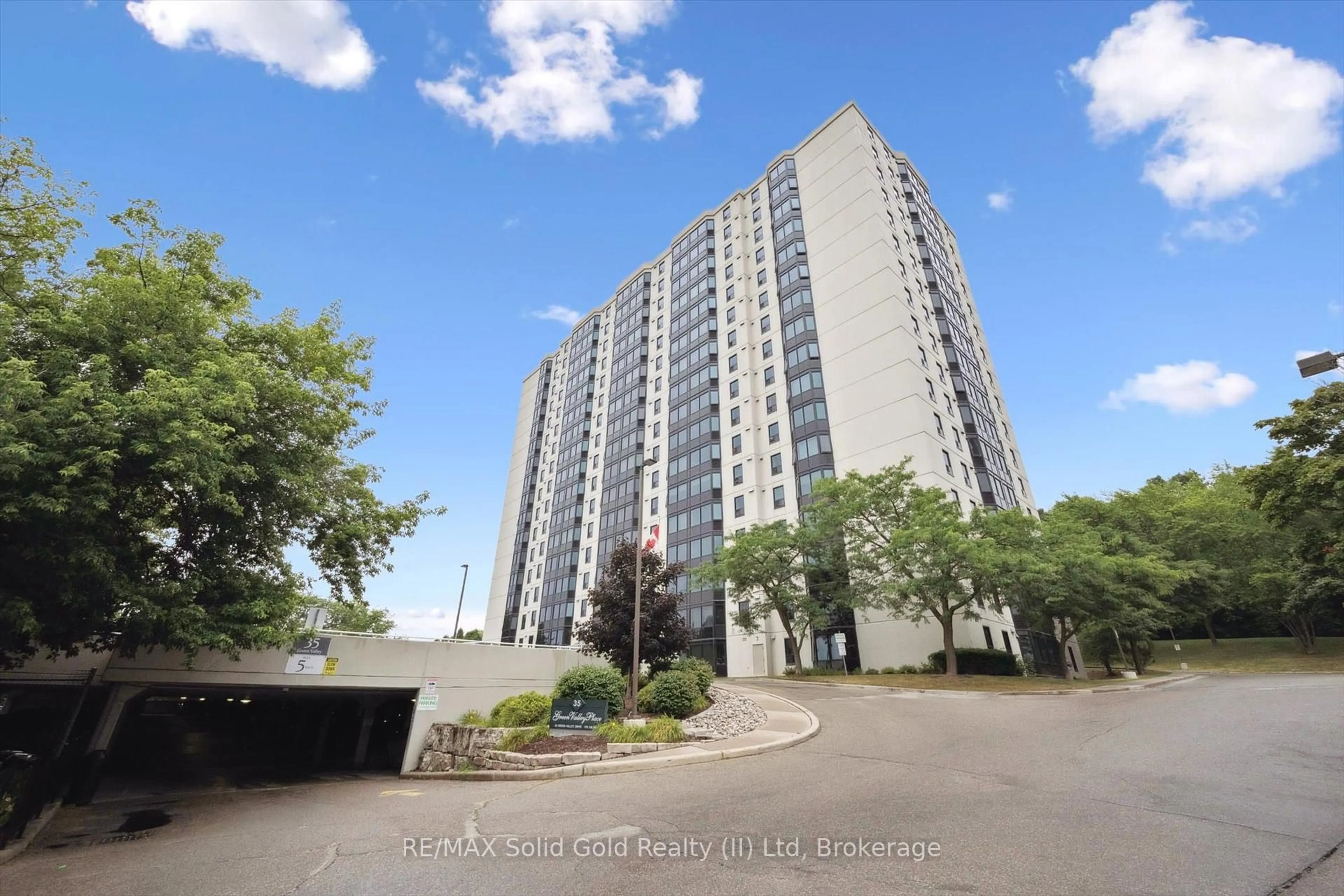 A pic from outside/outdoor area/front of a property/back of a property/a pic from drone, unknown for 35 Green Valley Dr #304, Kitchener Ontario N2P 2A5