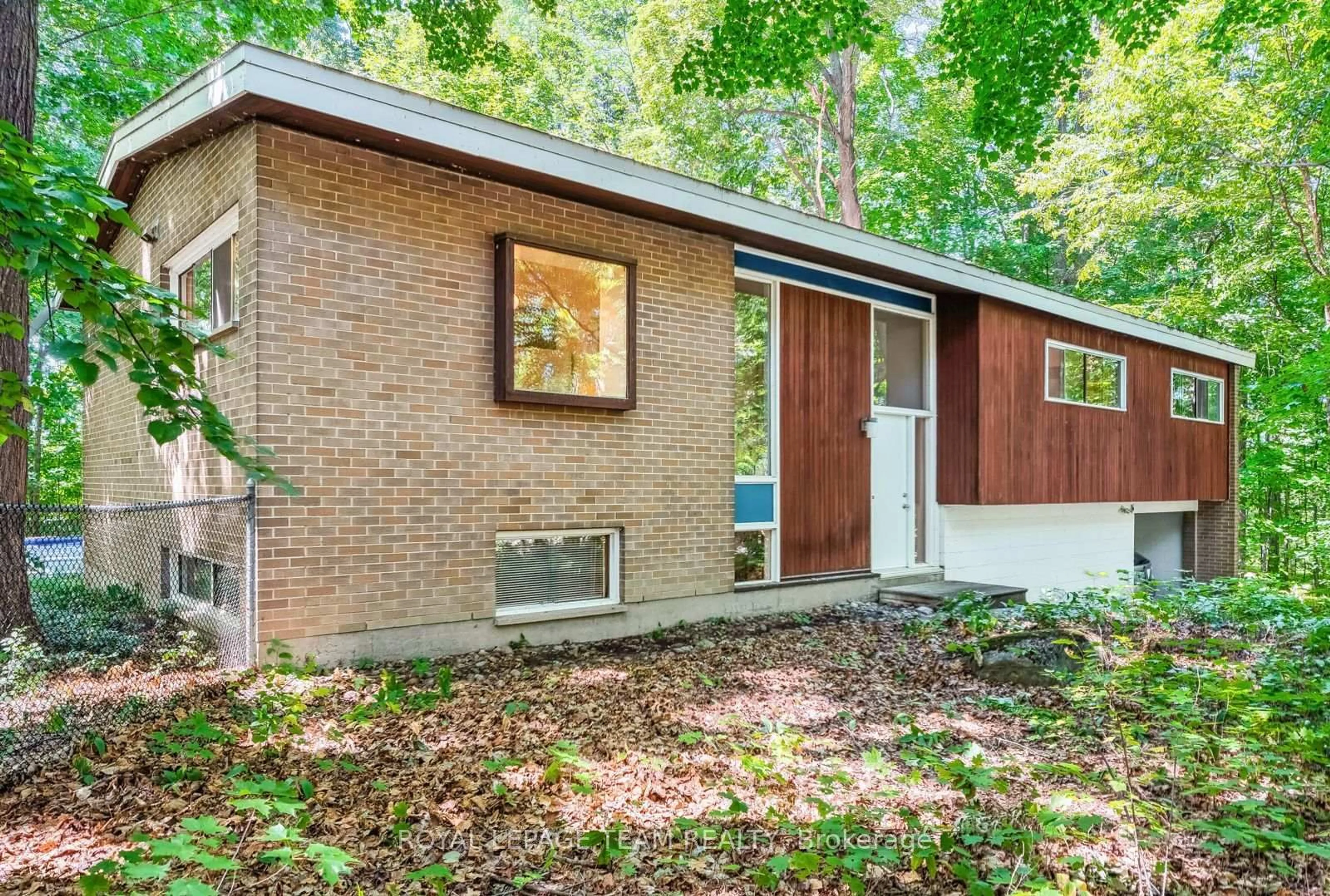 Home with brick exterior material, street for 16 Kindle Crt, Ottawa Ontario K1J 6E2