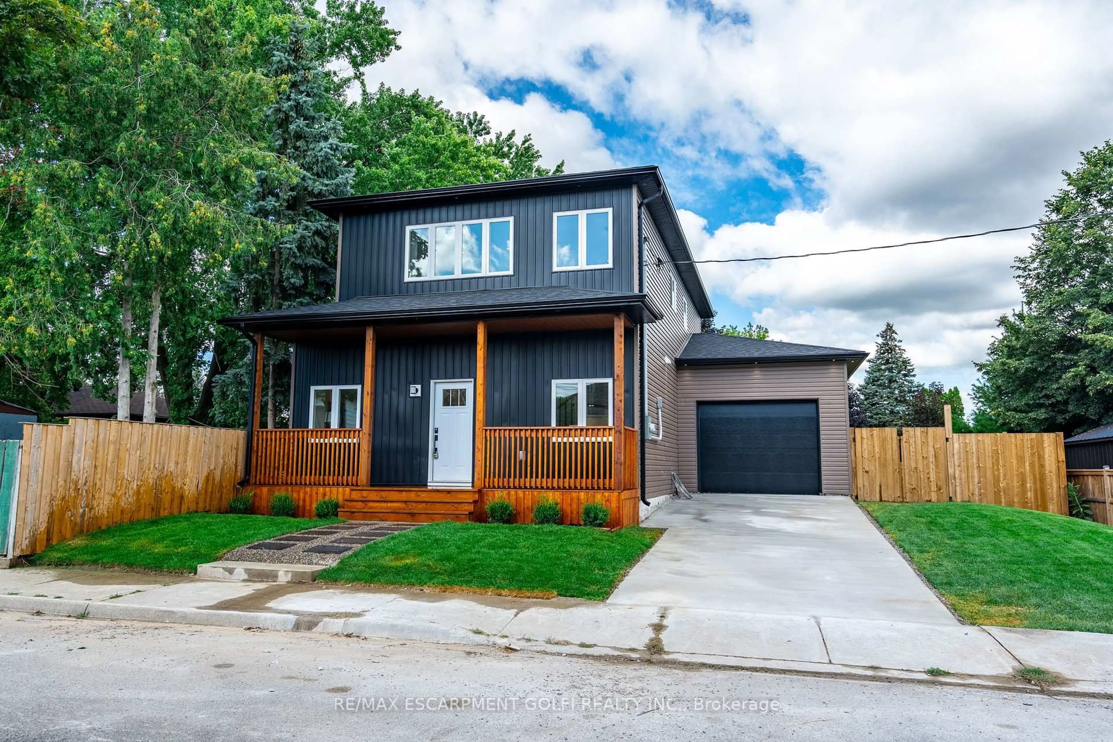 Home with brick exterior material, street for 96 MAITLAND St, Brantford Ontario N3S 6L6