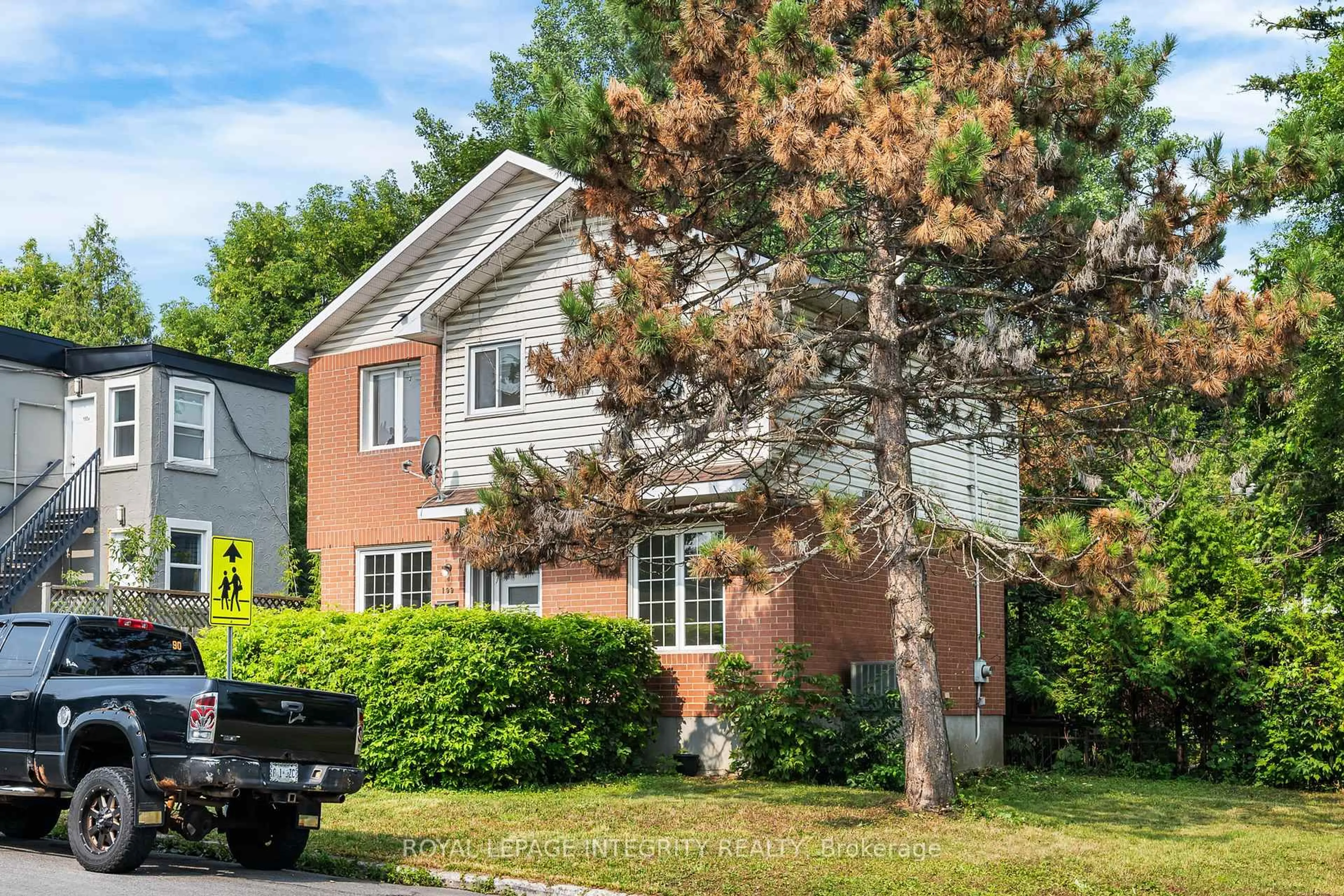 Home with brick exterior material, street for 199 Genest St, Ottawa Ontario K1L 7Y7
