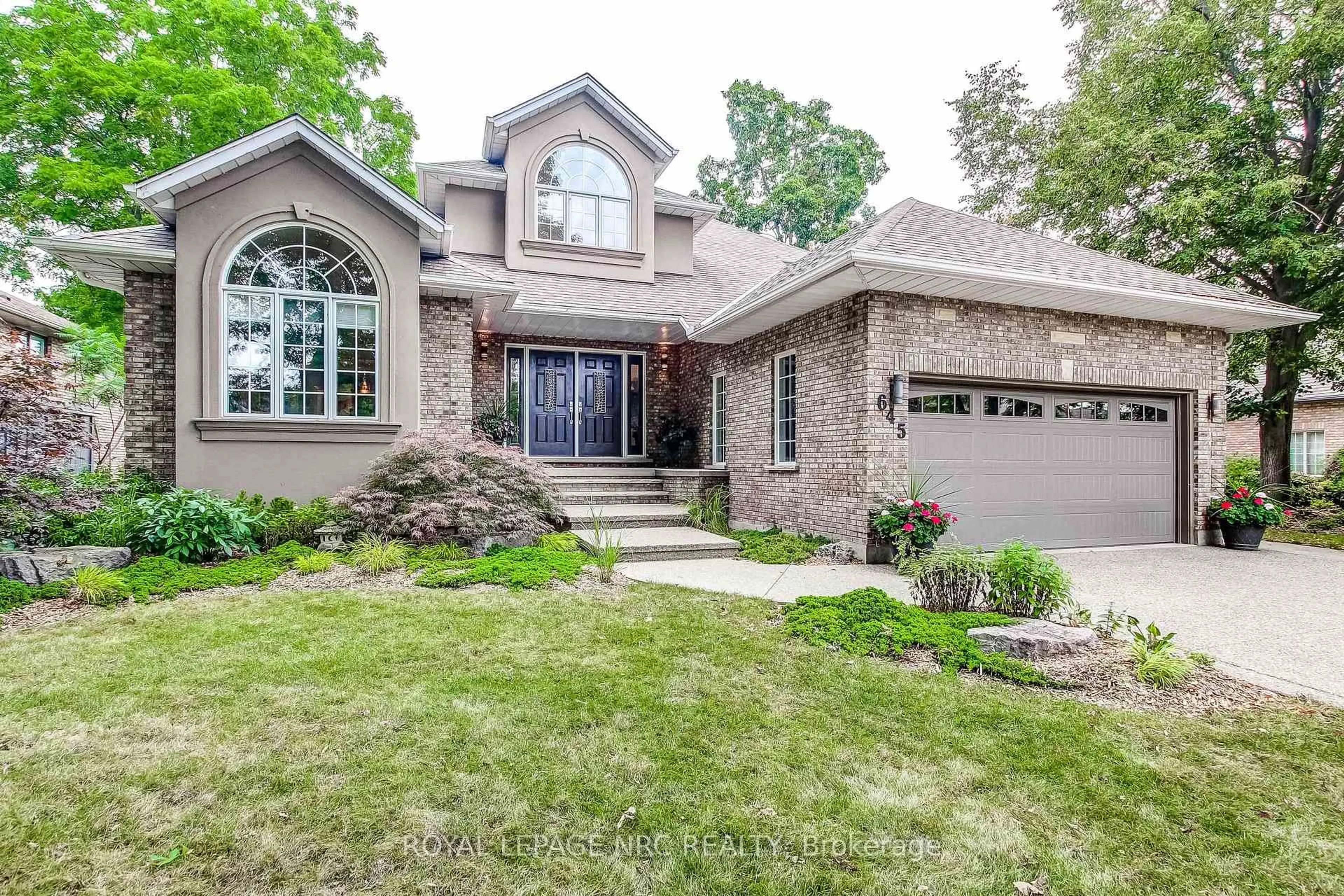 Home with brick exterior material, street for 645 Clarence St, Port Colborne Ontario L3K 6B8