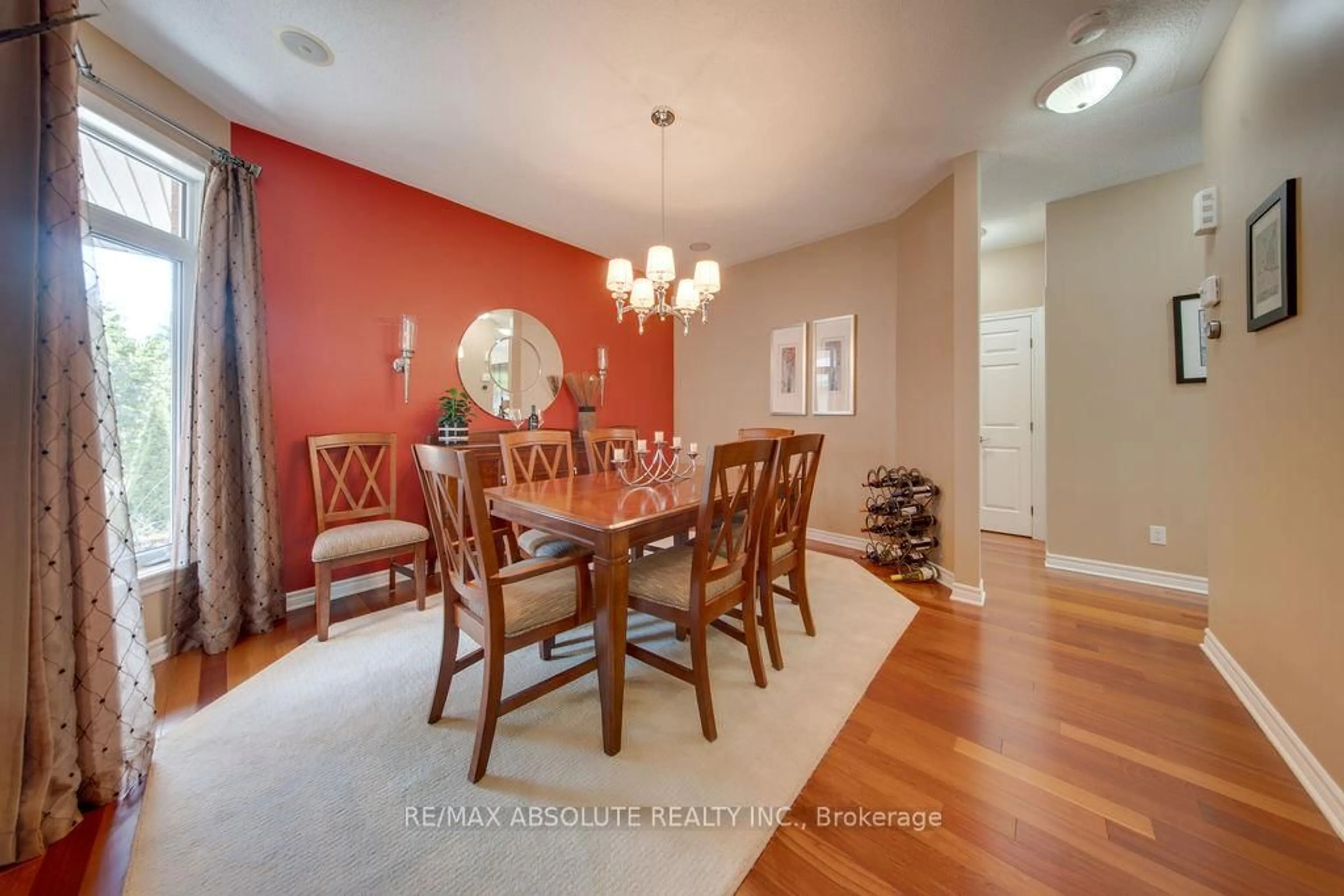 Dining room, unknown for 118 Spiritwood Dr, Ottawa Ontario K2M 3A2