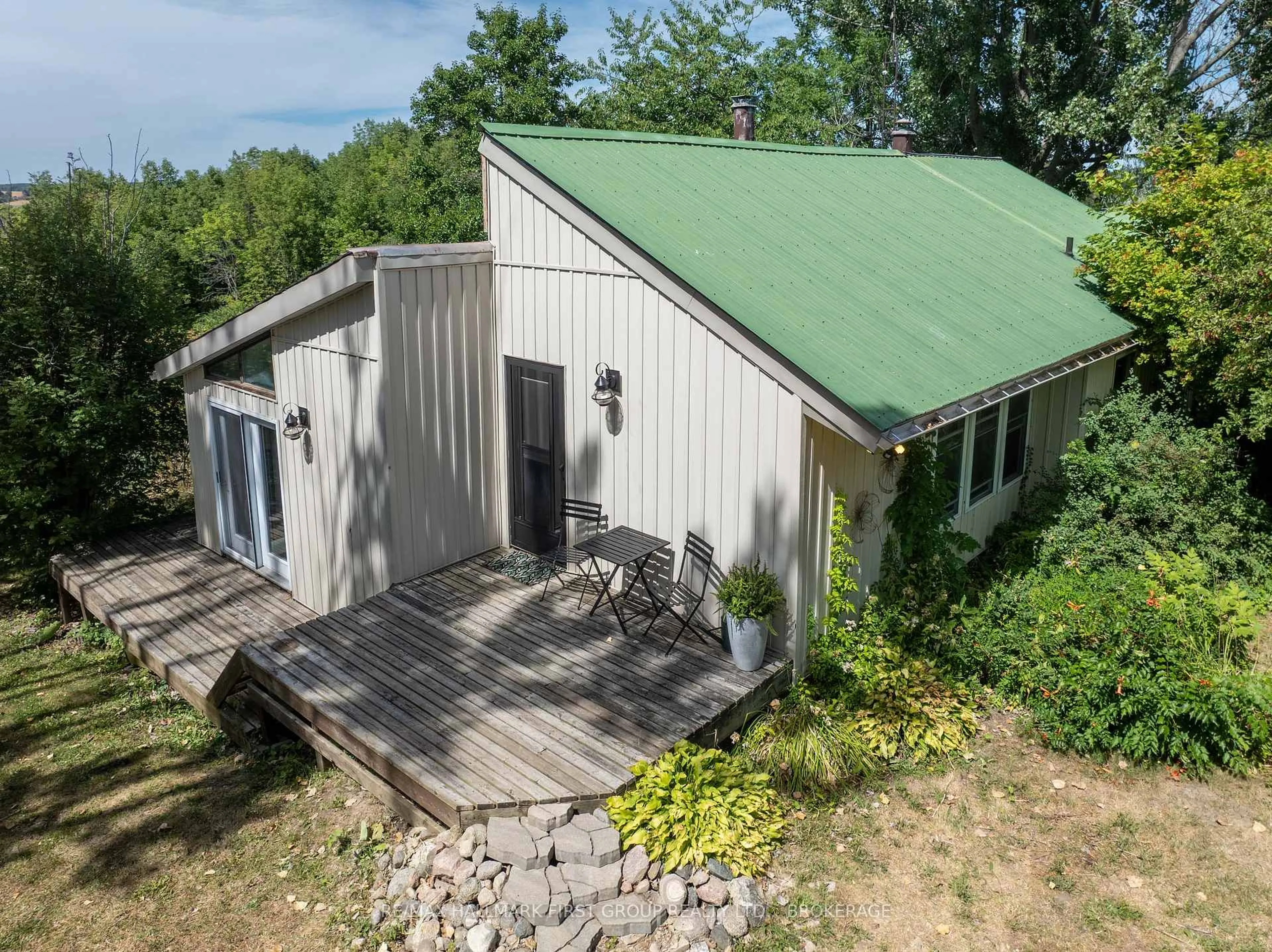 A pic from outside/outdoor area/front of a property/back of a property/a pic from drone, building for 659 Moira Rd, Stirling Ontario K0K 3E0