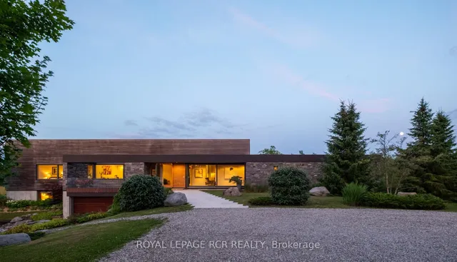 5211 Tenth Line, Erin 2