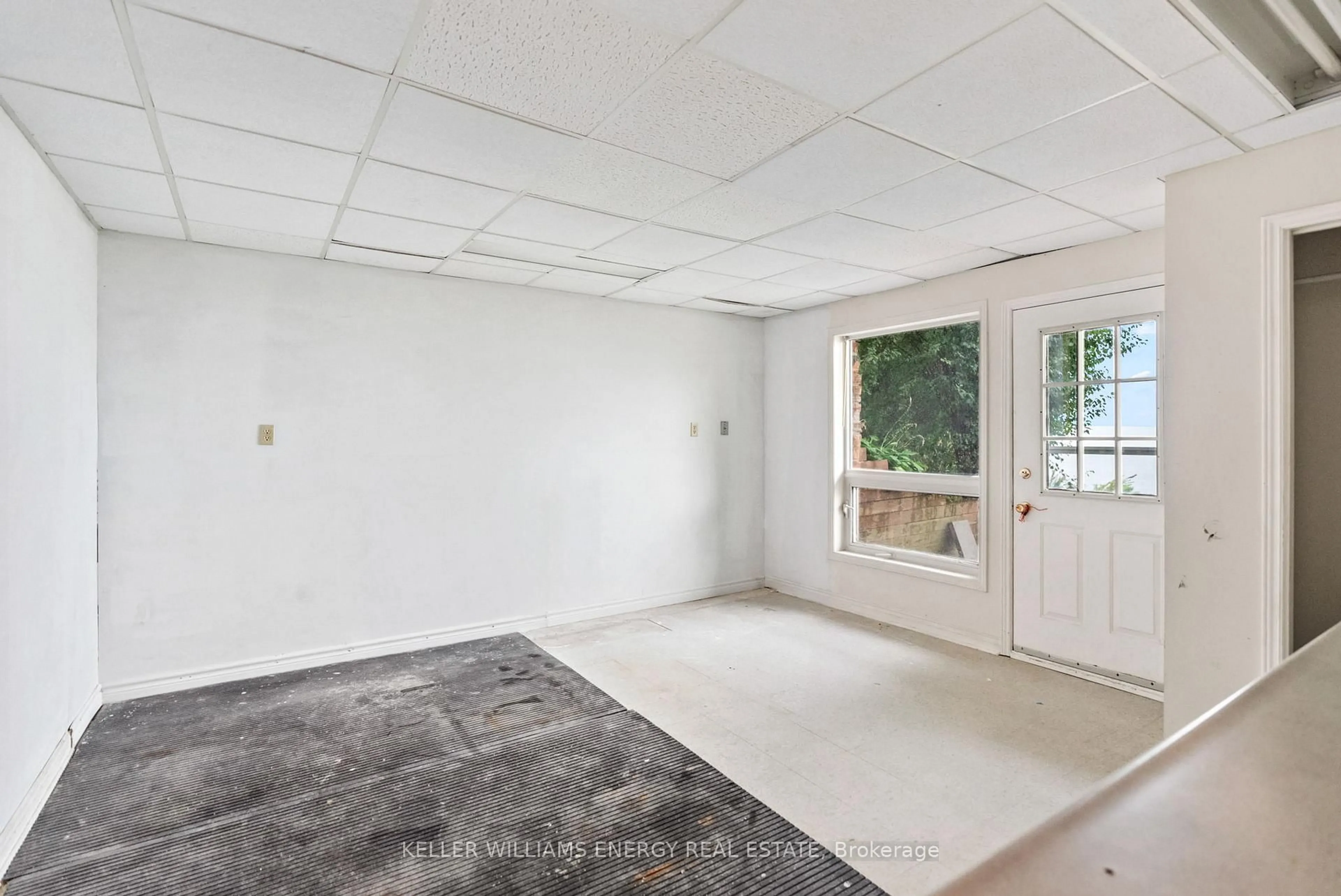 A pic of a room for 27 Allens Lane, Kawartha Lakes Ontario K0M 2C0