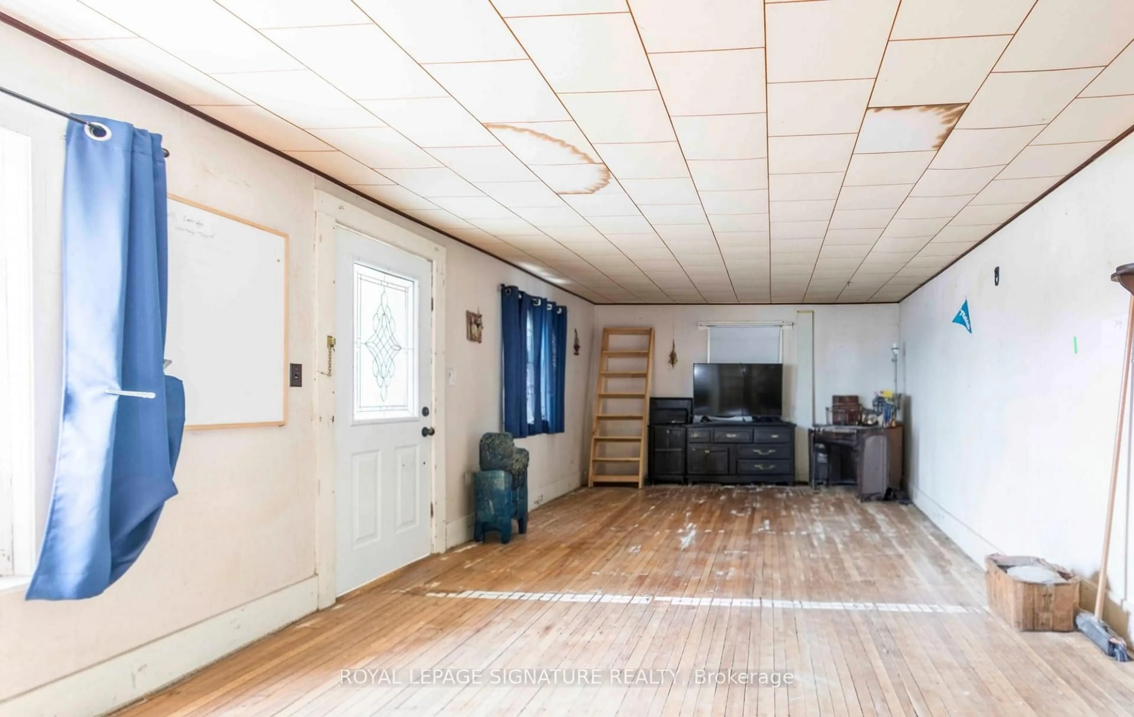 Unknown for 982 Smith St, Brighton Ontario K0K 1H0