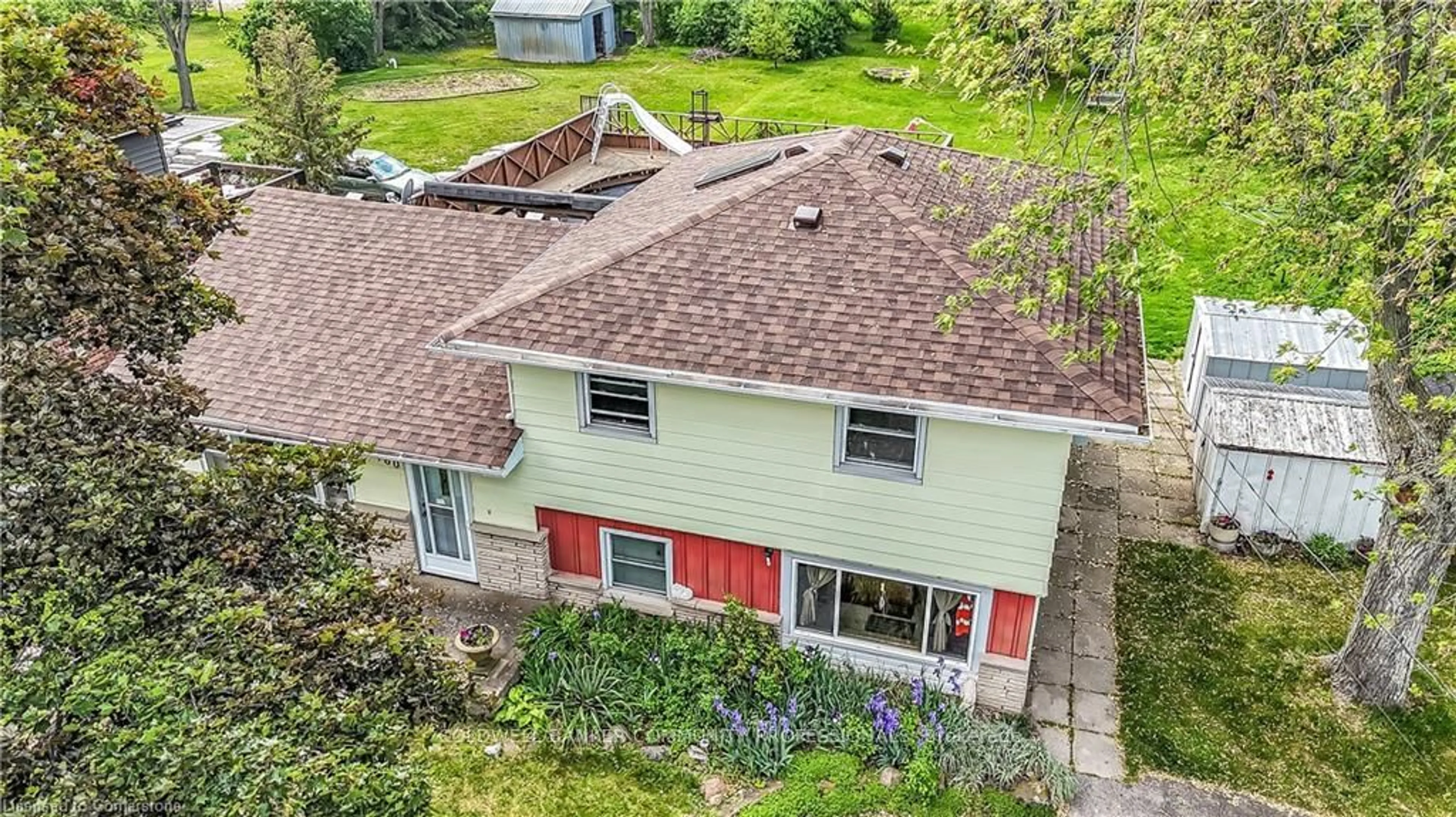 A pic from outside/outdoor area/front of a property/back of a property/a pic from drone, street for 160 Woodburn Rd, Hamilton Ontario L0R 1P0