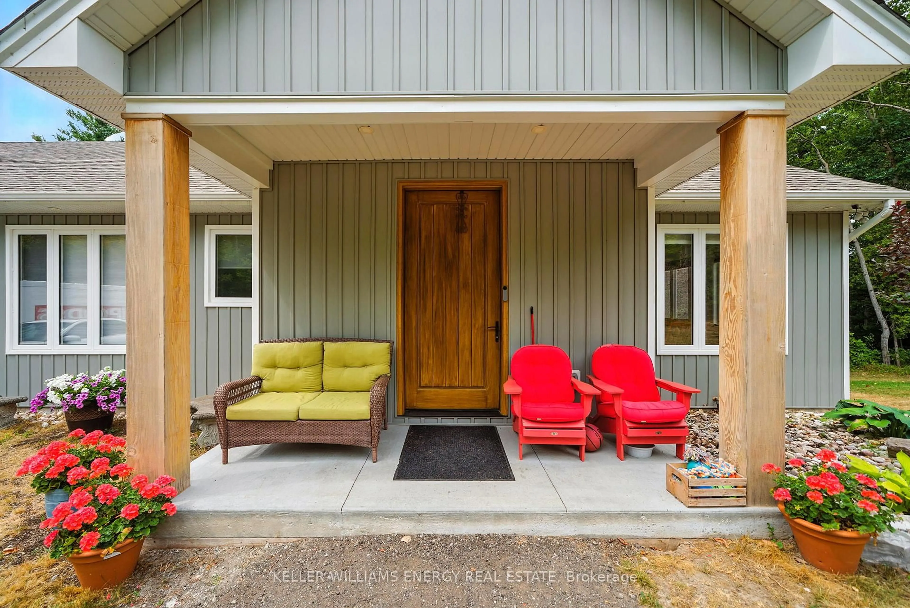 Patio, street for 2386 Hircock Rd, Hamilton Township Ontario K0K 1C0
