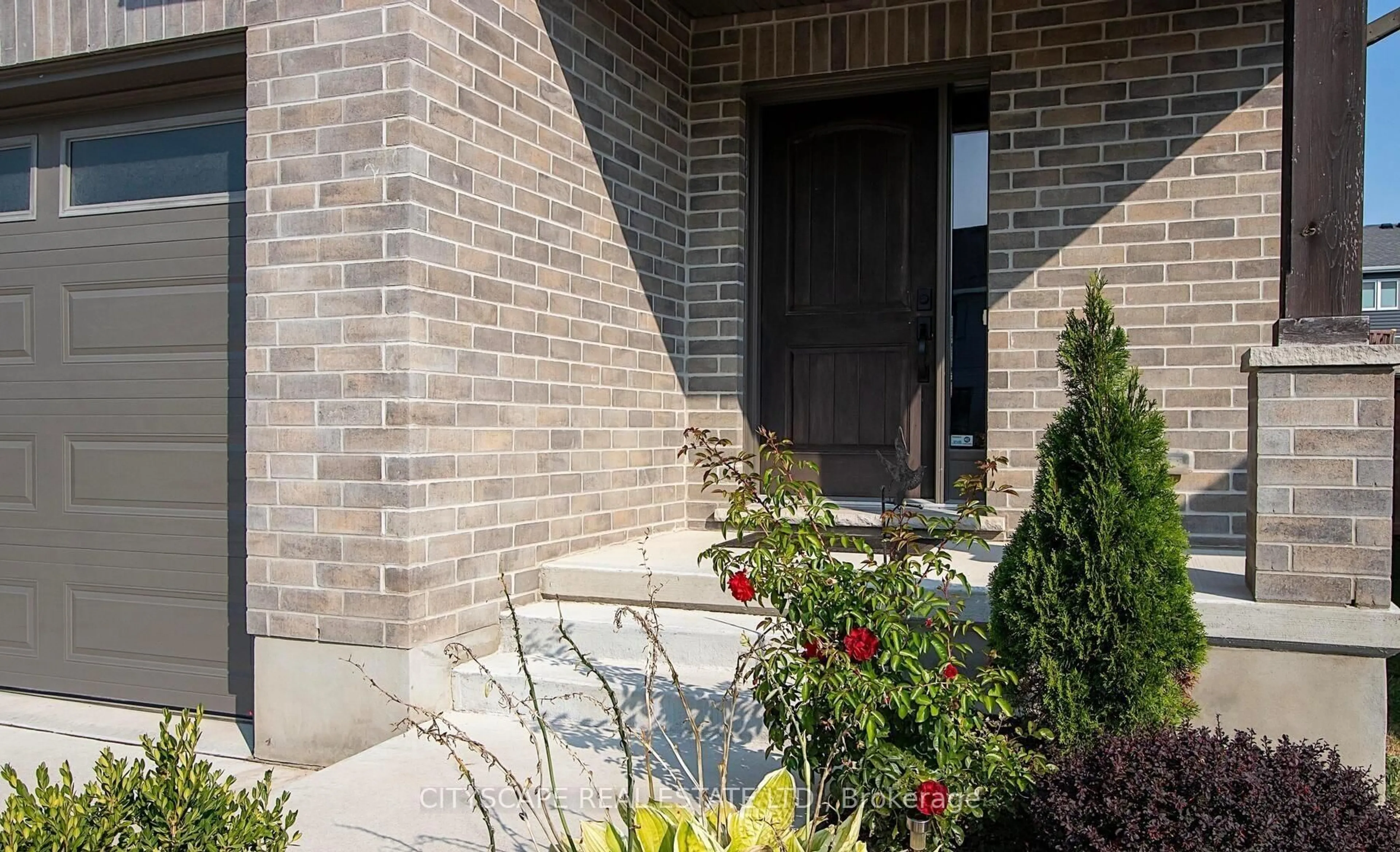 Unknown for 26 Nicholson St, Lucan Biddulph Ontario N0M 2J0