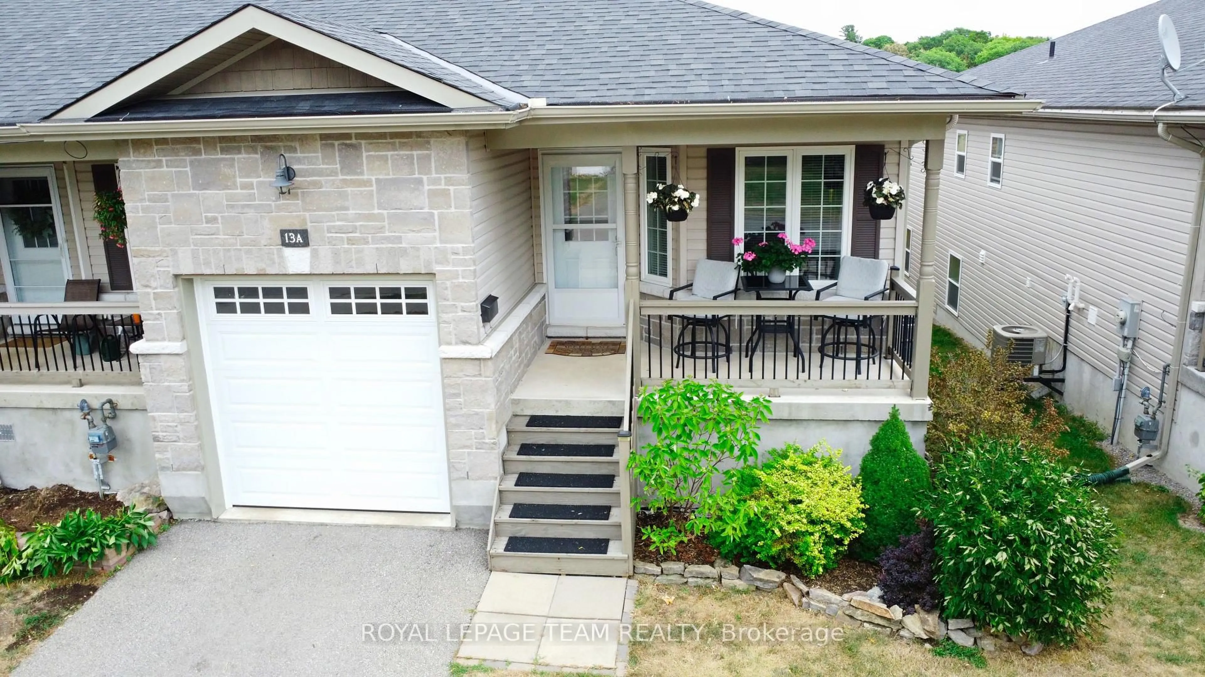 Unknown for 13A Centre St, Brockville Ontario K6V 5S6