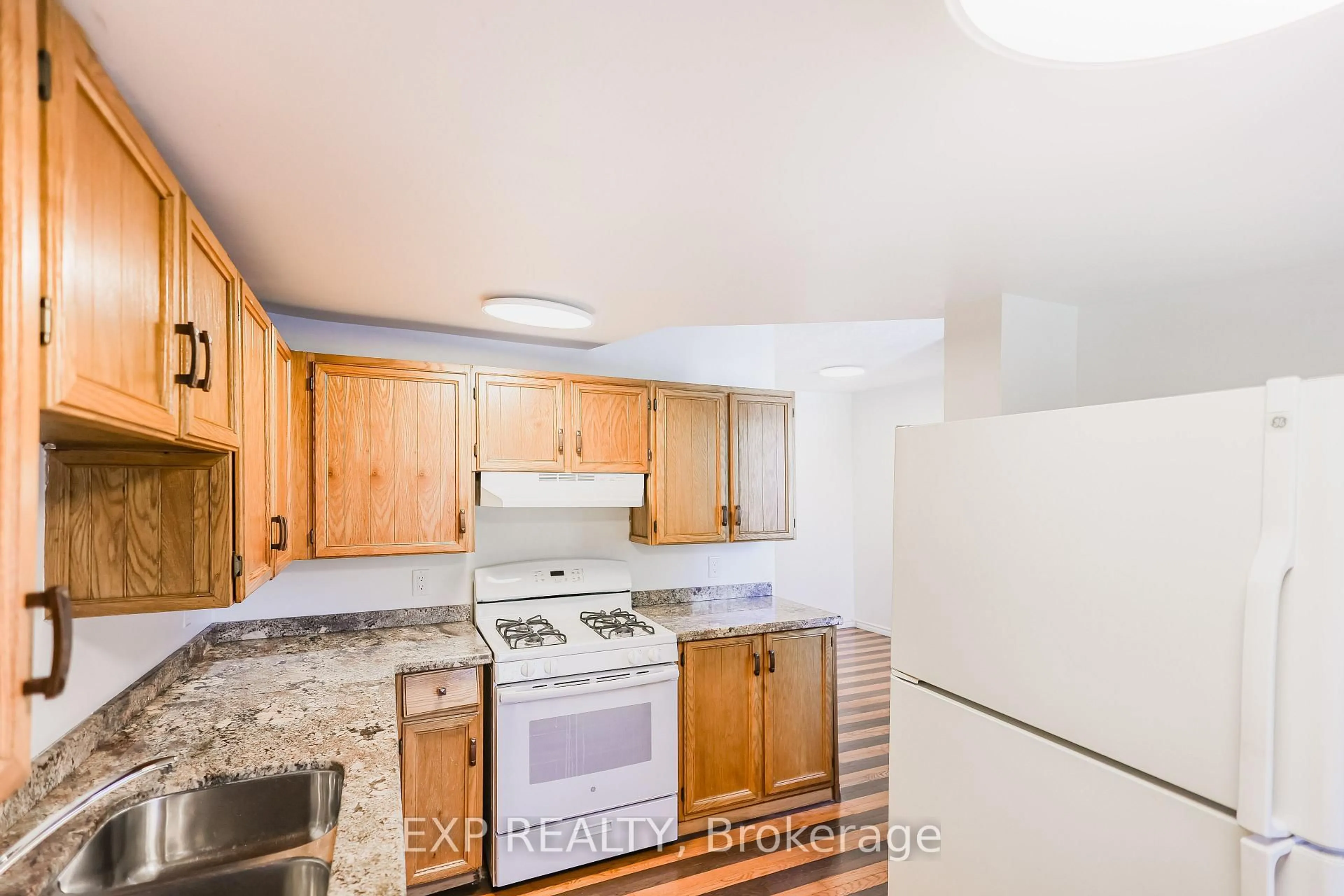 Standard kitchen, unknown for 69 Victoria Ave, Hamilton Ontario L8L 5E3