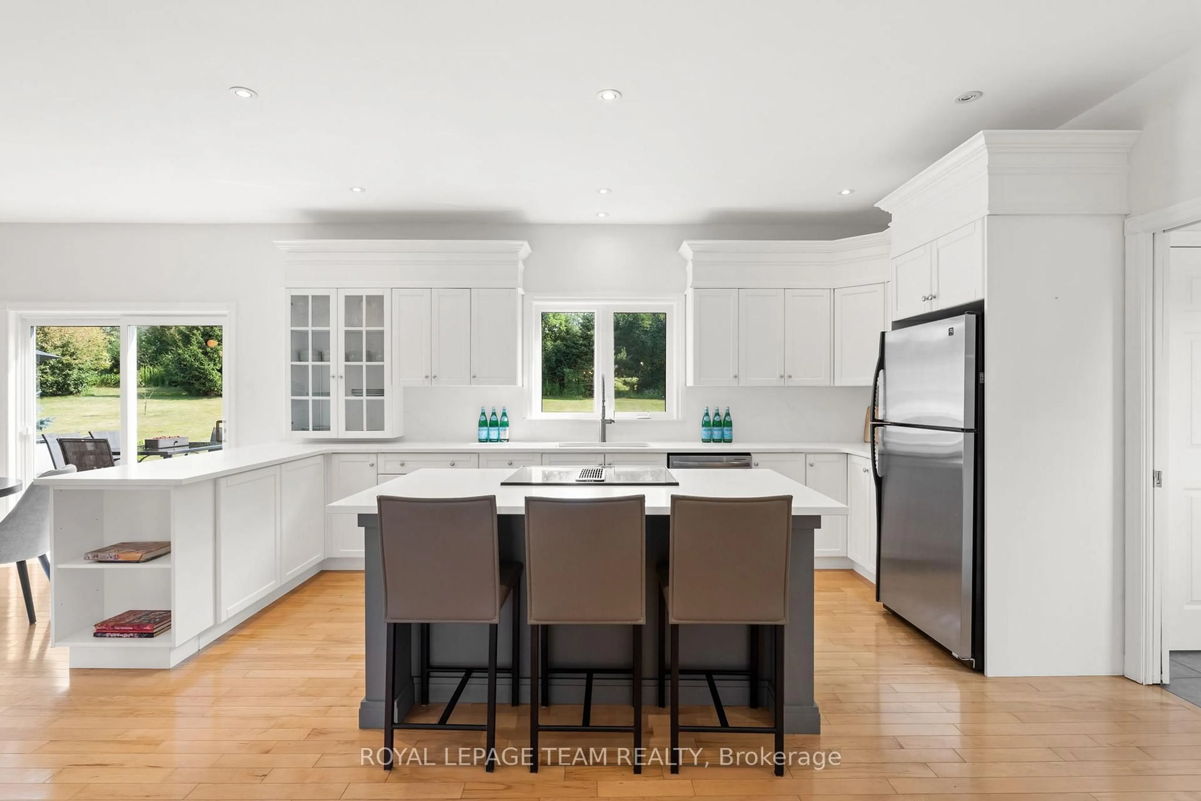 Contemporary kitchen, unknown for 117 Lady Lochead Lane, Carp Ontario K0A 1L0