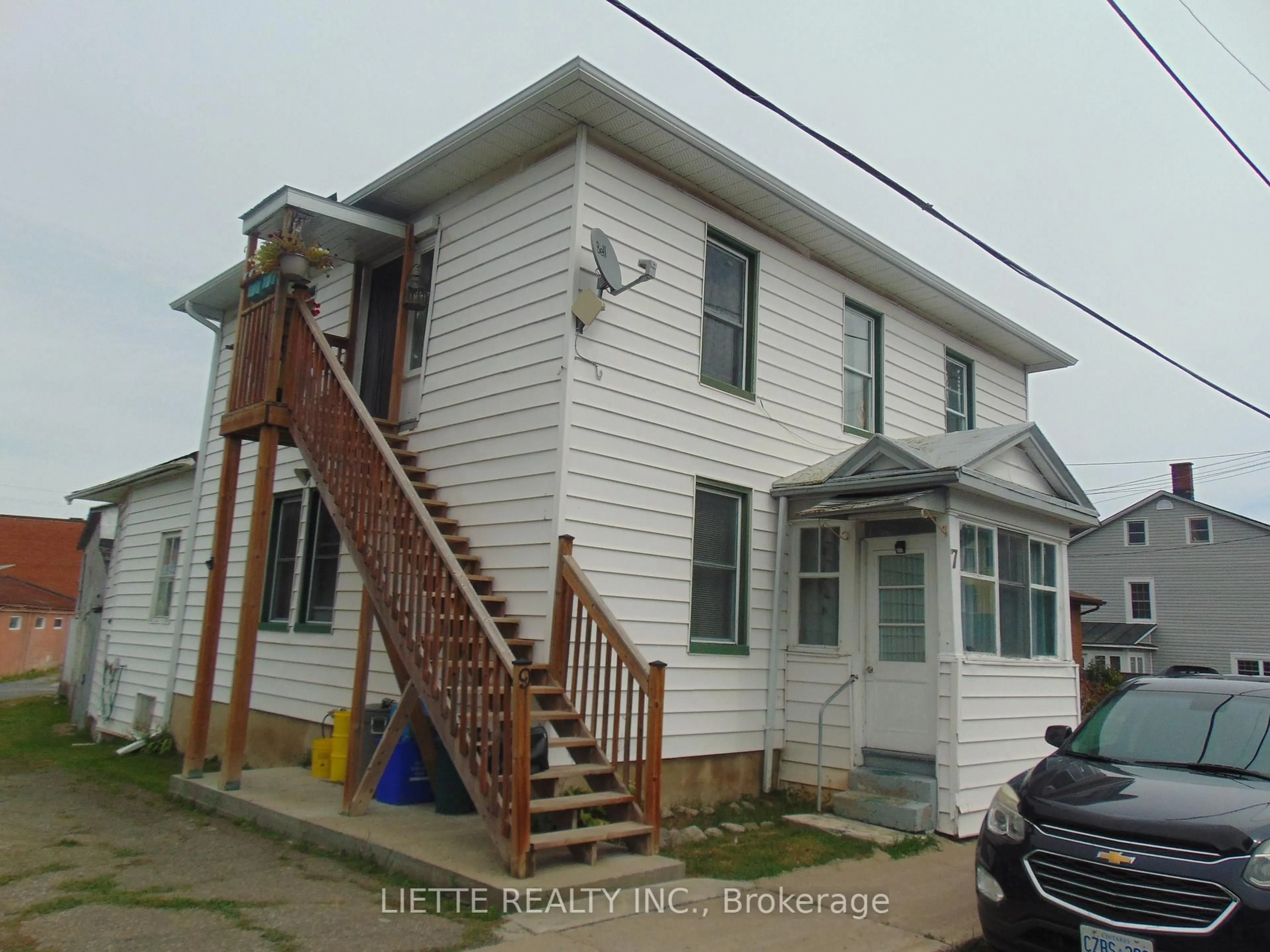 Unknown for 7-9 Ottawa St #7 & 9, North Glengarry Ontario K0C 1A0