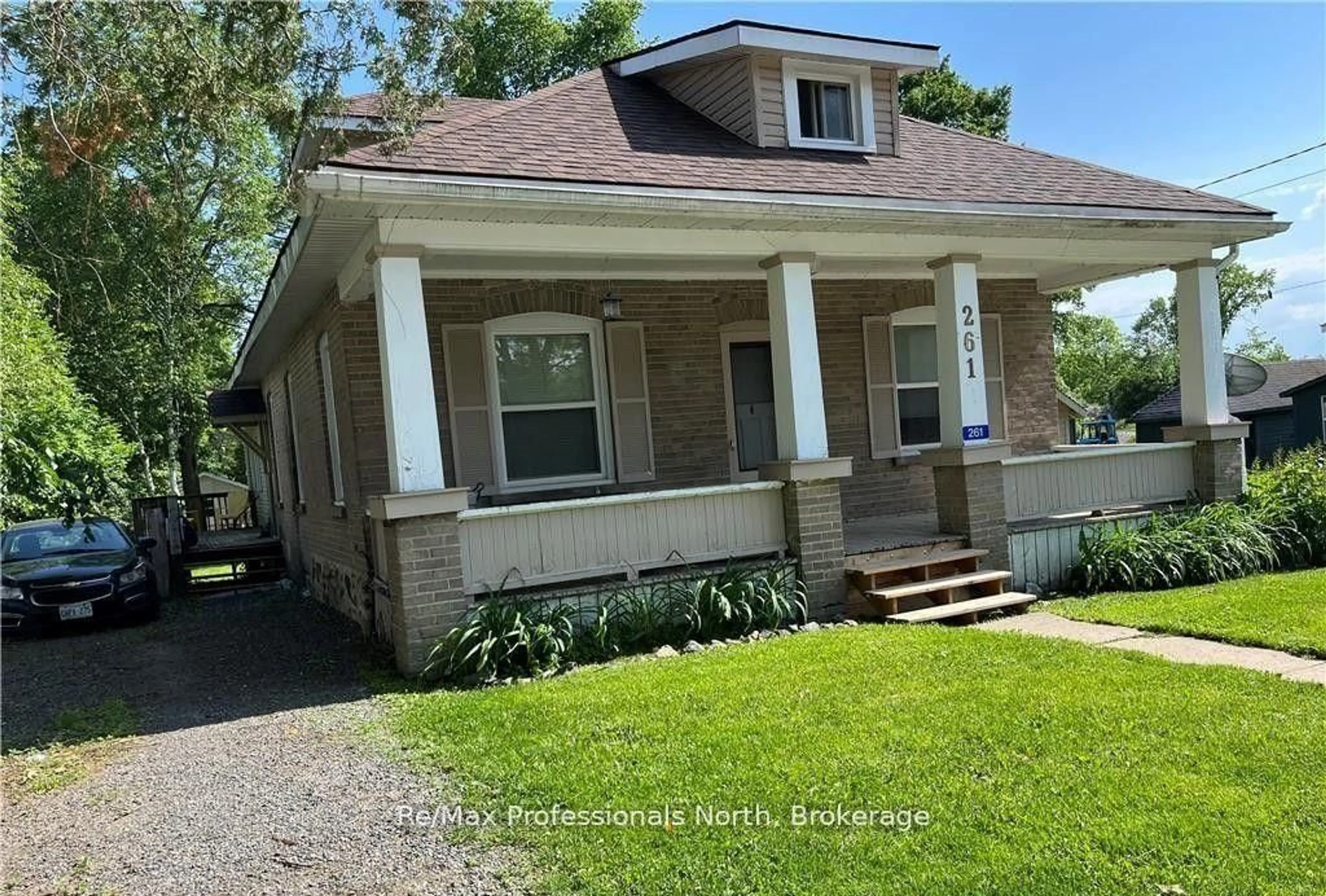 Unknown for 261 HOTCHKISS St, Gravenhurst Ontario P1P 1H7