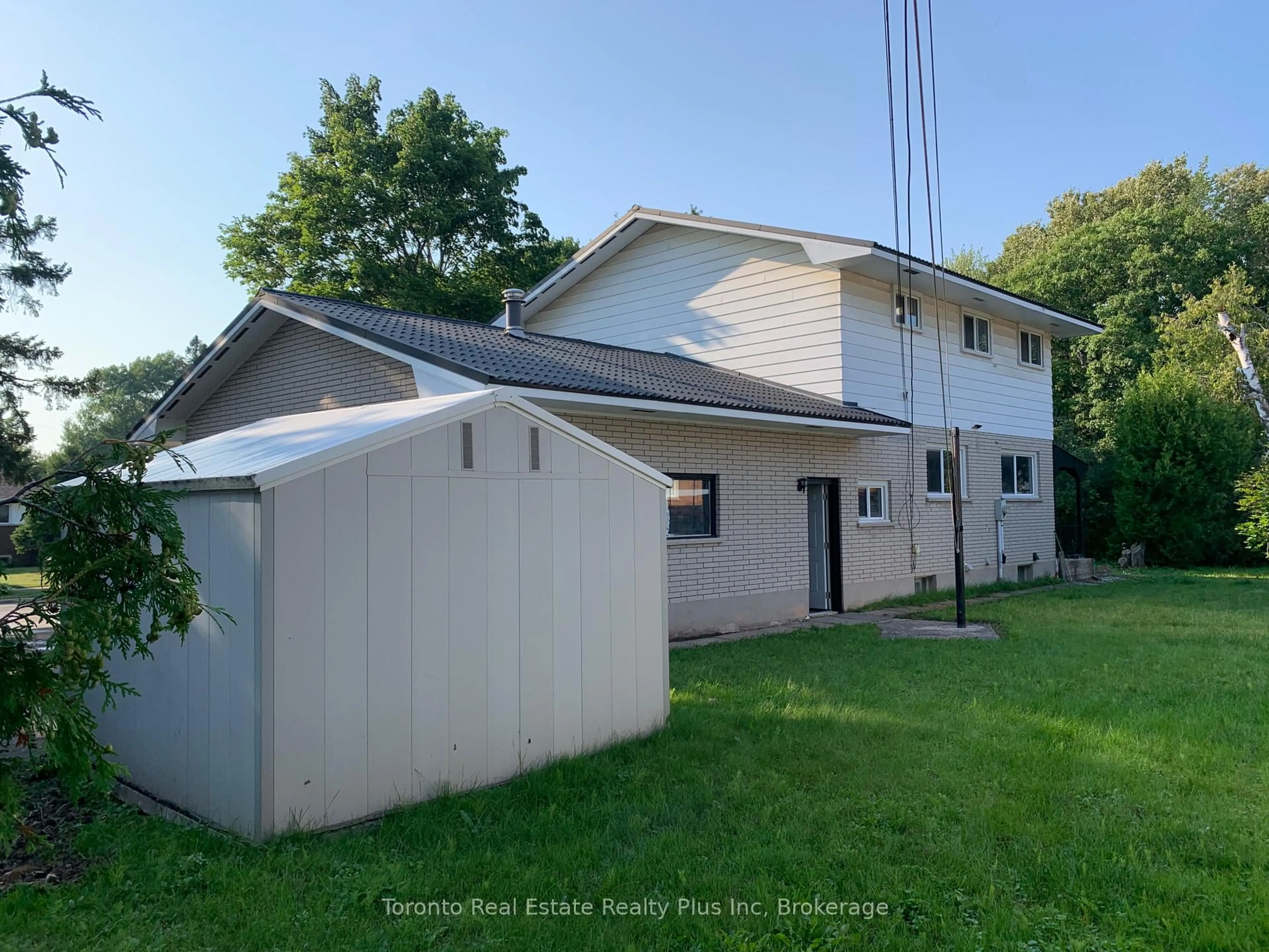 Unknown for 70 Lasalle Ct Cres, Sault Ste Marie Ontario P6B 4R6