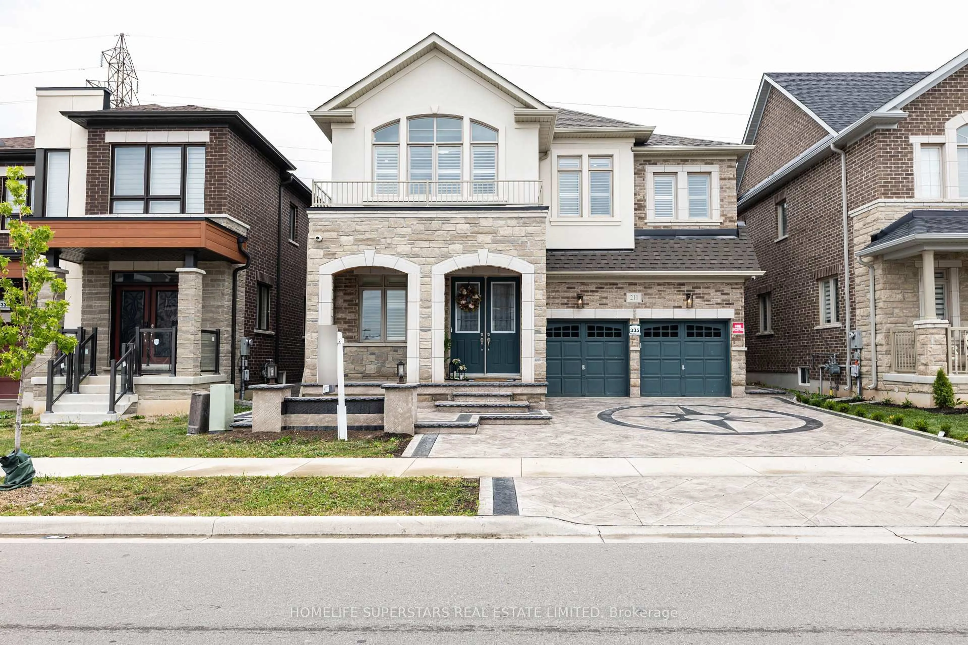 Home with brick exterior material, street for 211 Granite ridge Tr, Hamilton Ontario L8B 1Z1