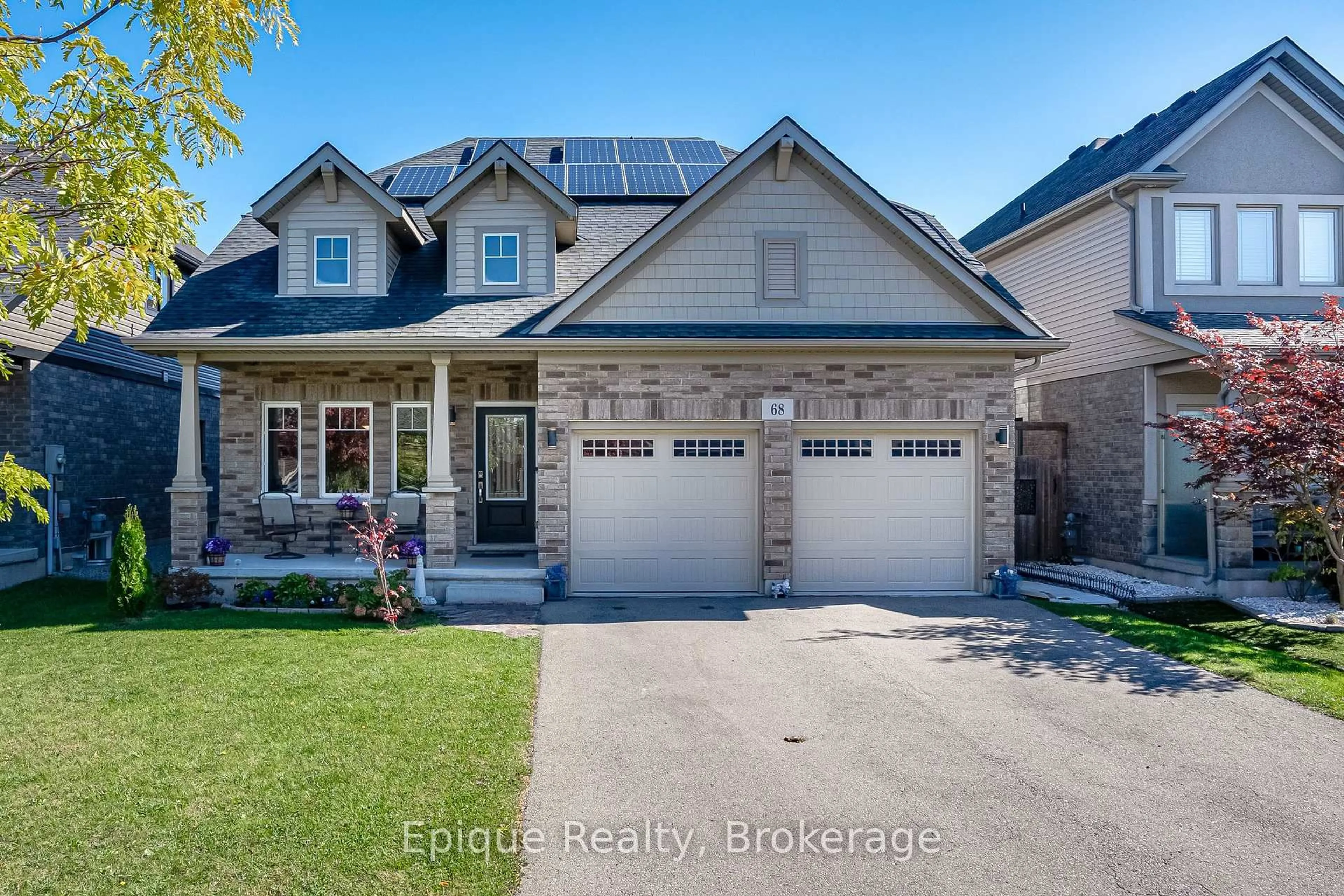 Home with brick exterior material, street for 68 Roselawn Cres, Welland Ontario L3C 0C3