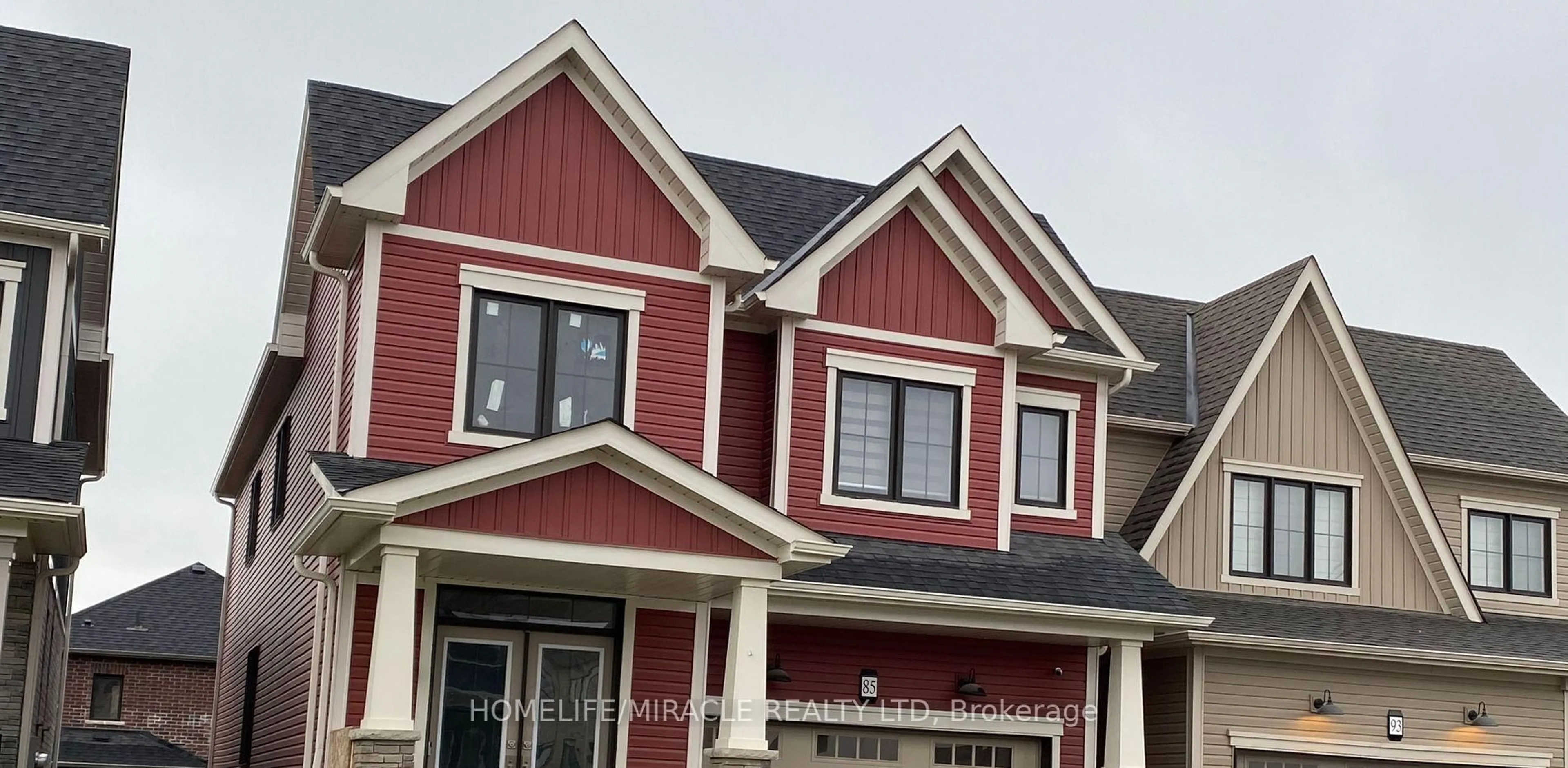 Home with vinyl exterior material, street for 85 Stern Dr, Welland Ontario L3B 0M2