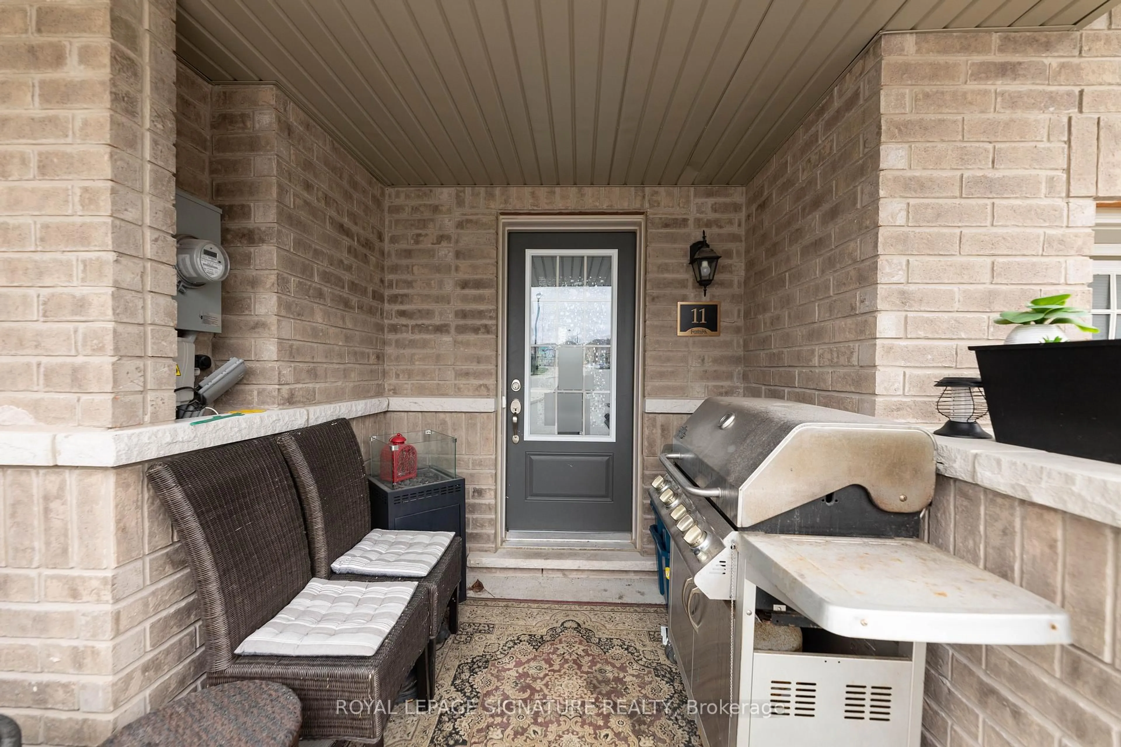 Patio, street for 740 Linden Dr #11, Cambridge Ontario N3H 0E3