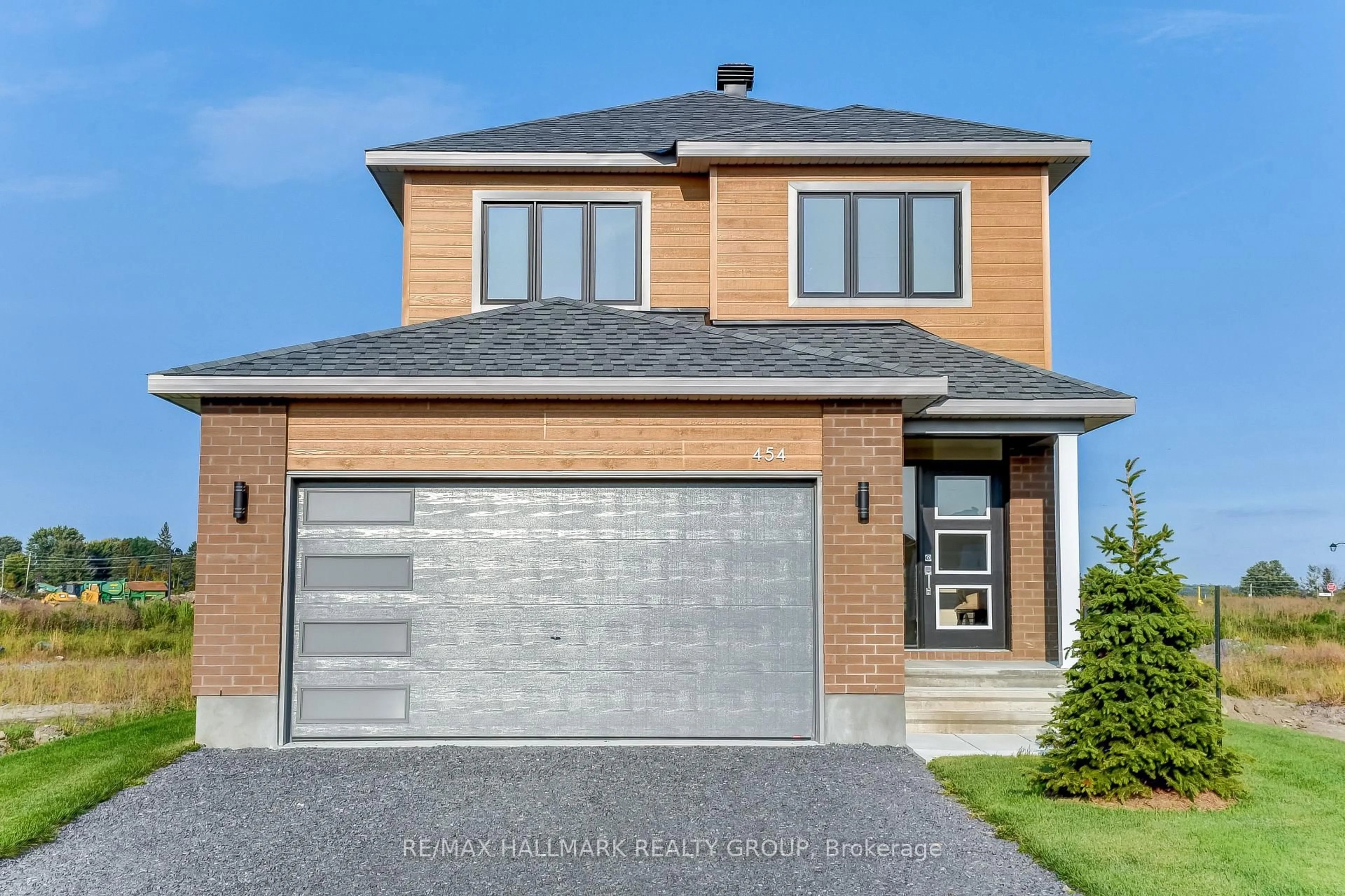 Home with brick exterior material, street for 474 Sterling Ave, Clarence-Rockland Ontario K4K 1P6