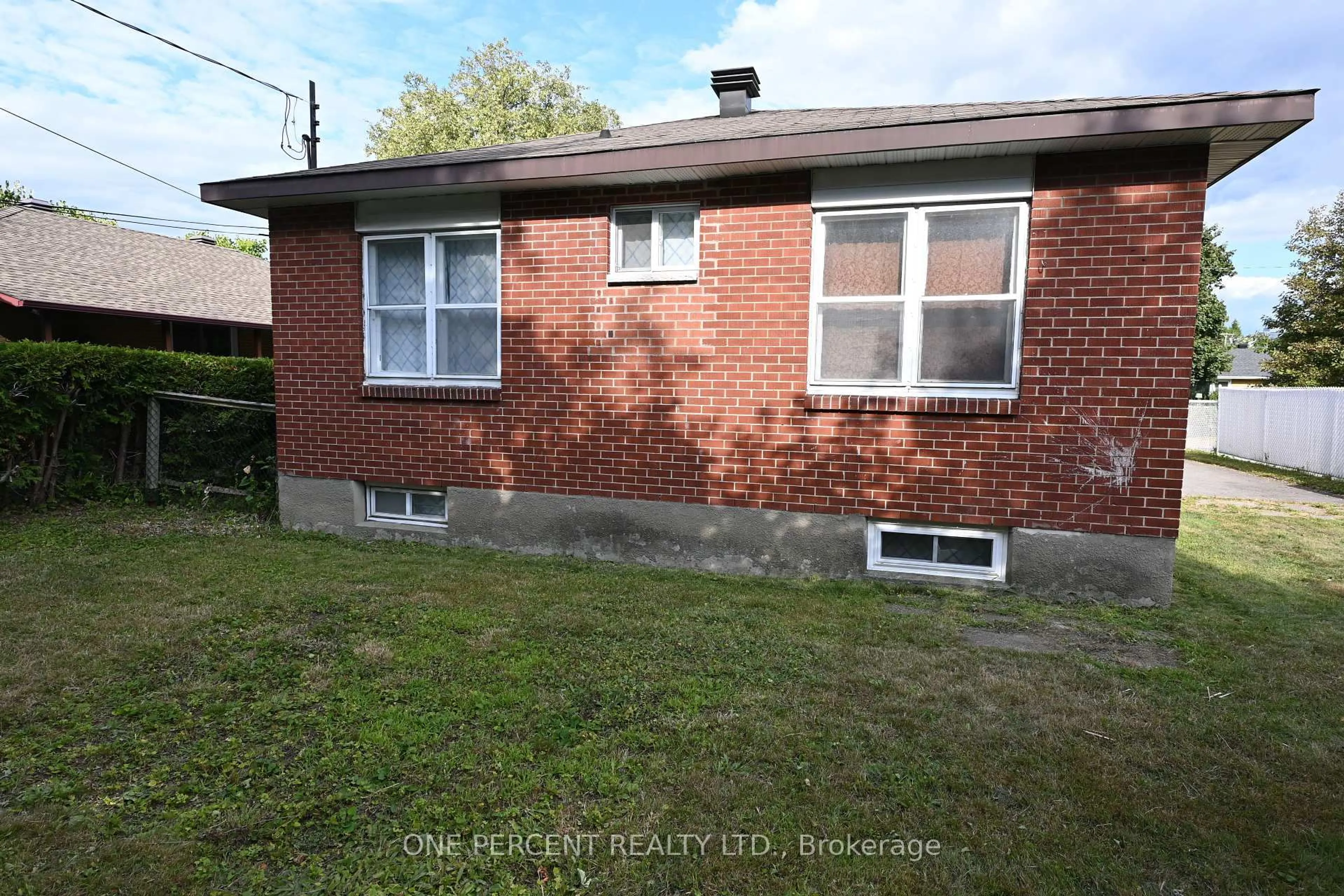 Home with brick exterior material, street for 944 Eve St, Ottawa Ontario K1K 3R4