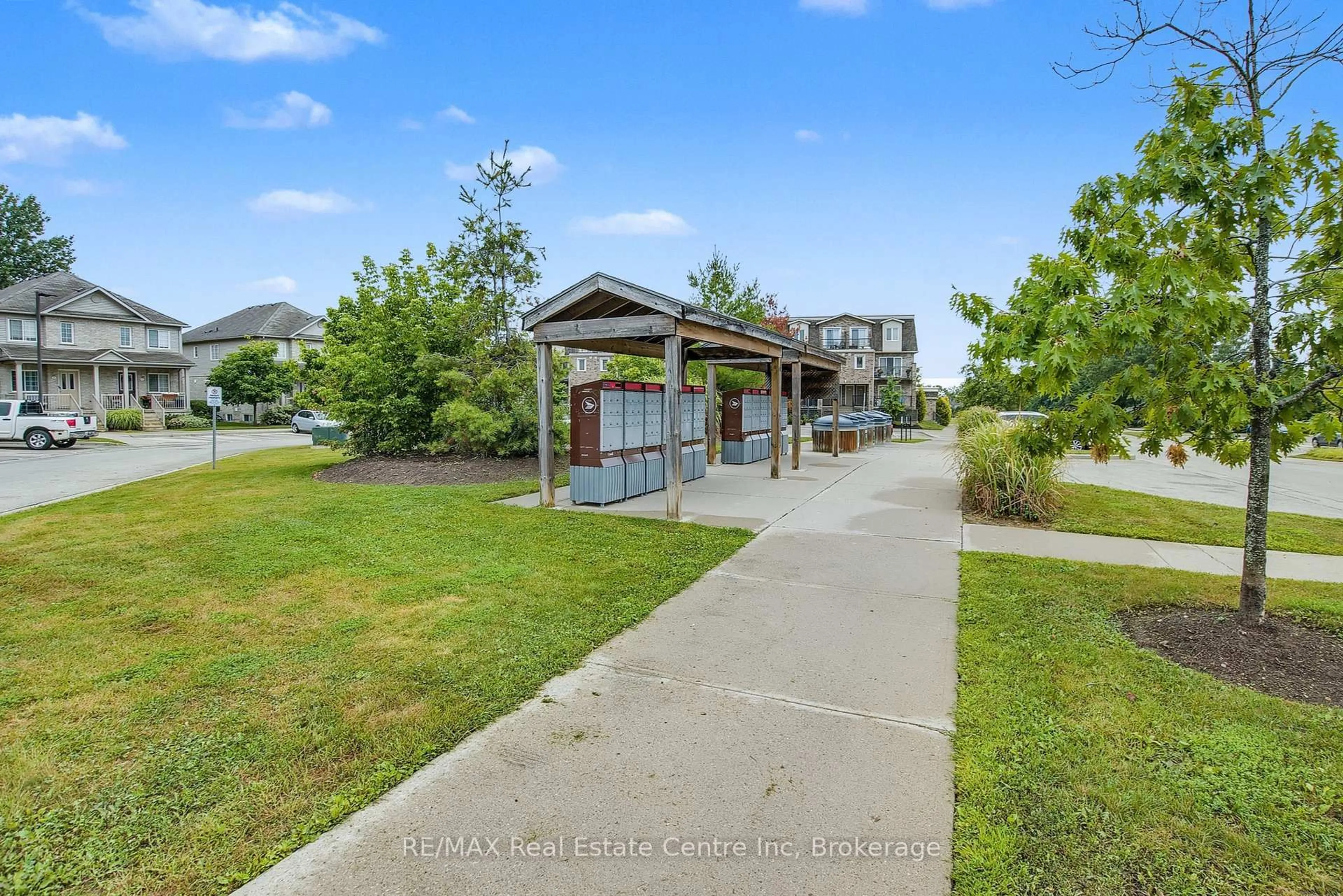 Unknown for 35 Mountford Dr #33, Guelph Ontario N1E 0G6